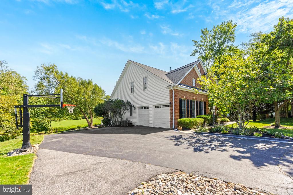 3430 RED ADMIRAL COURT