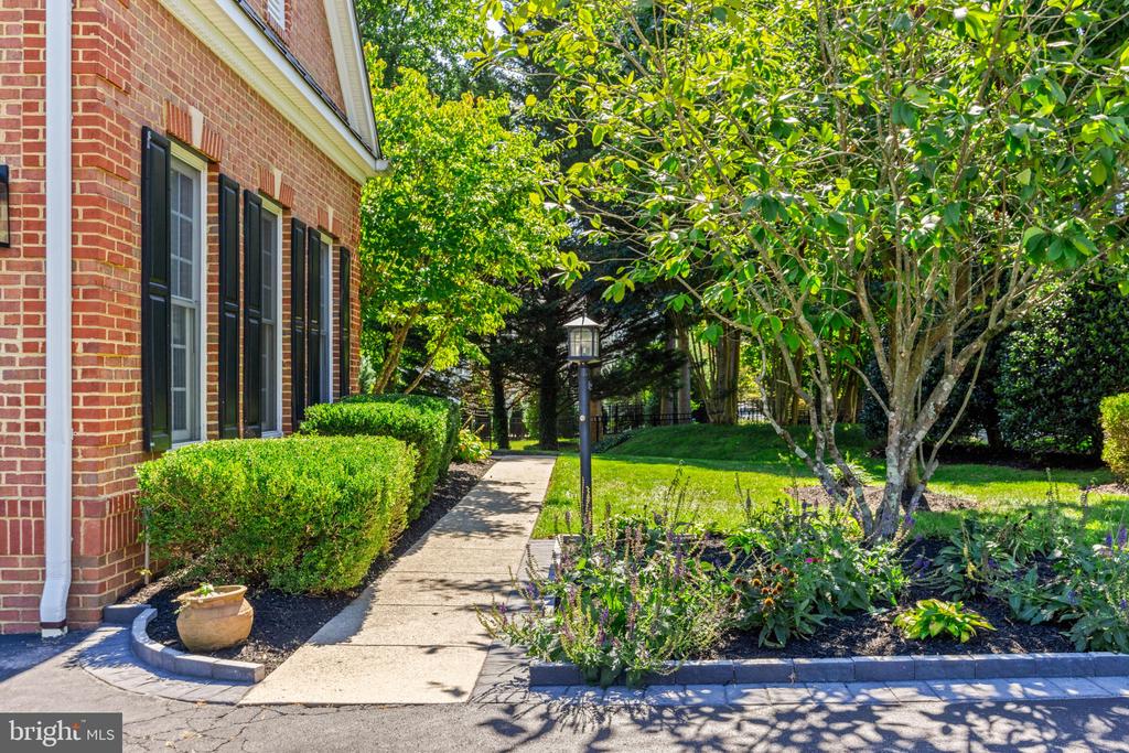 3430 RED ADMIRAL COURT