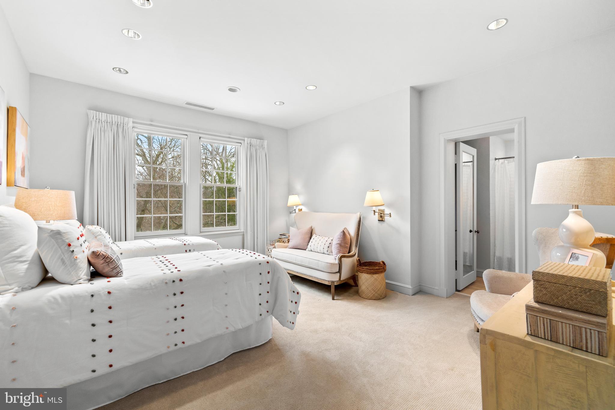 21 Blythewood Rd
