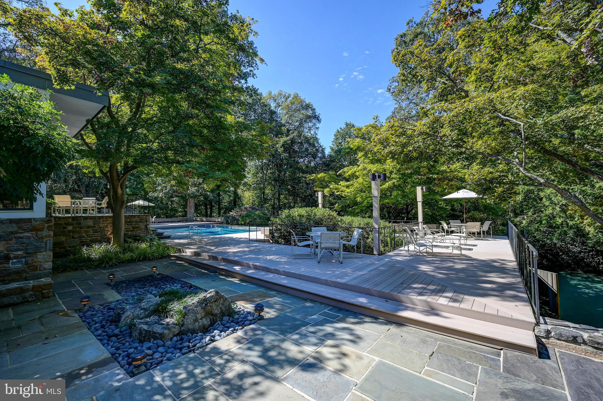 21 Blythewood Rd
