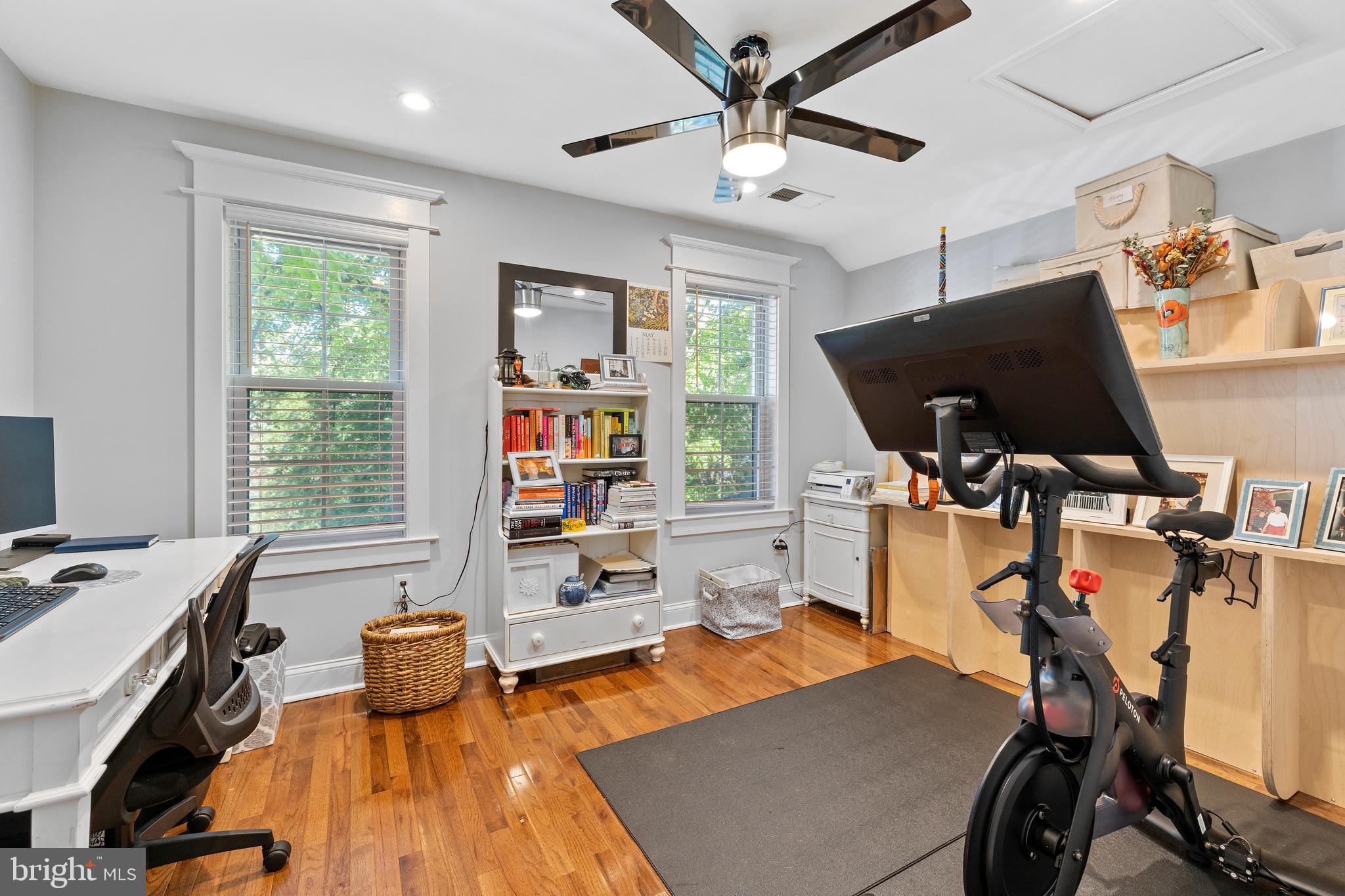 4511 Schenley ROAD