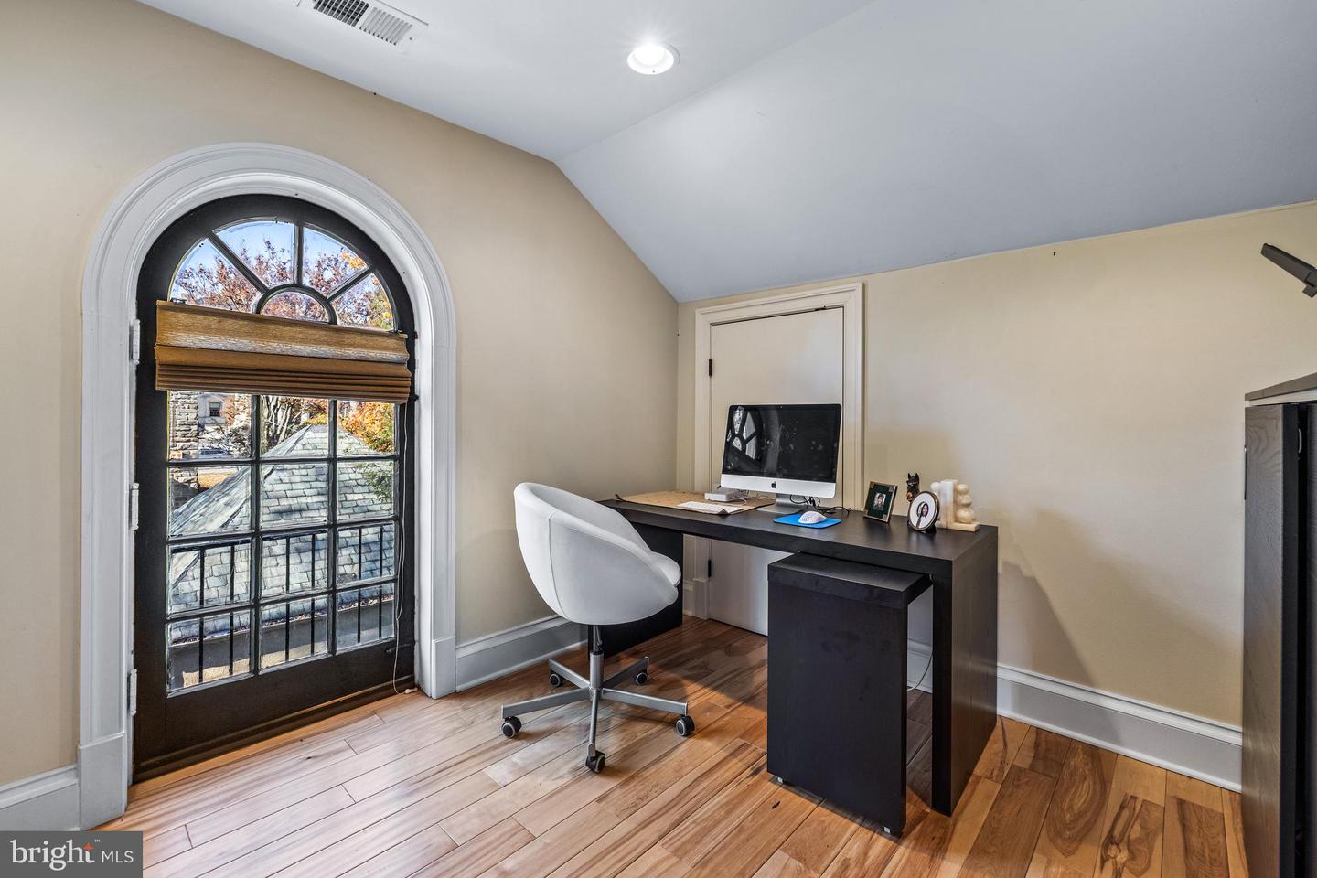 2 Saint Martins Rd