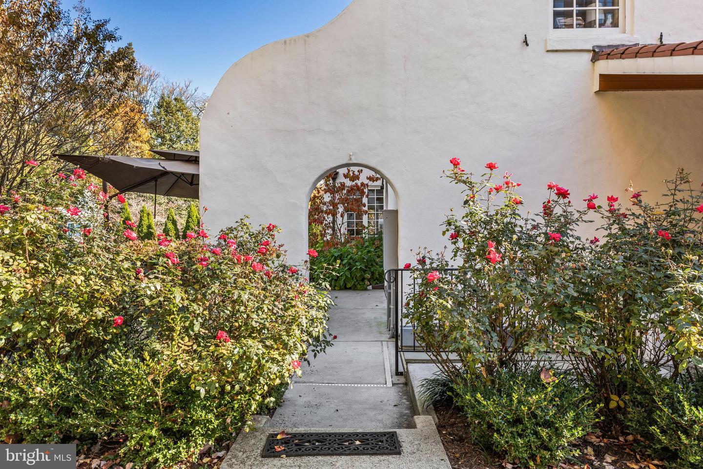 2 Saint Martins Rd