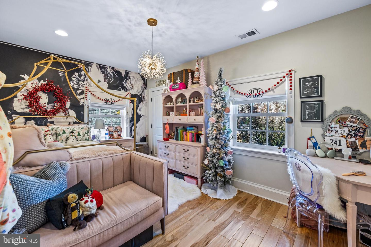 2 Saint Martins Rd