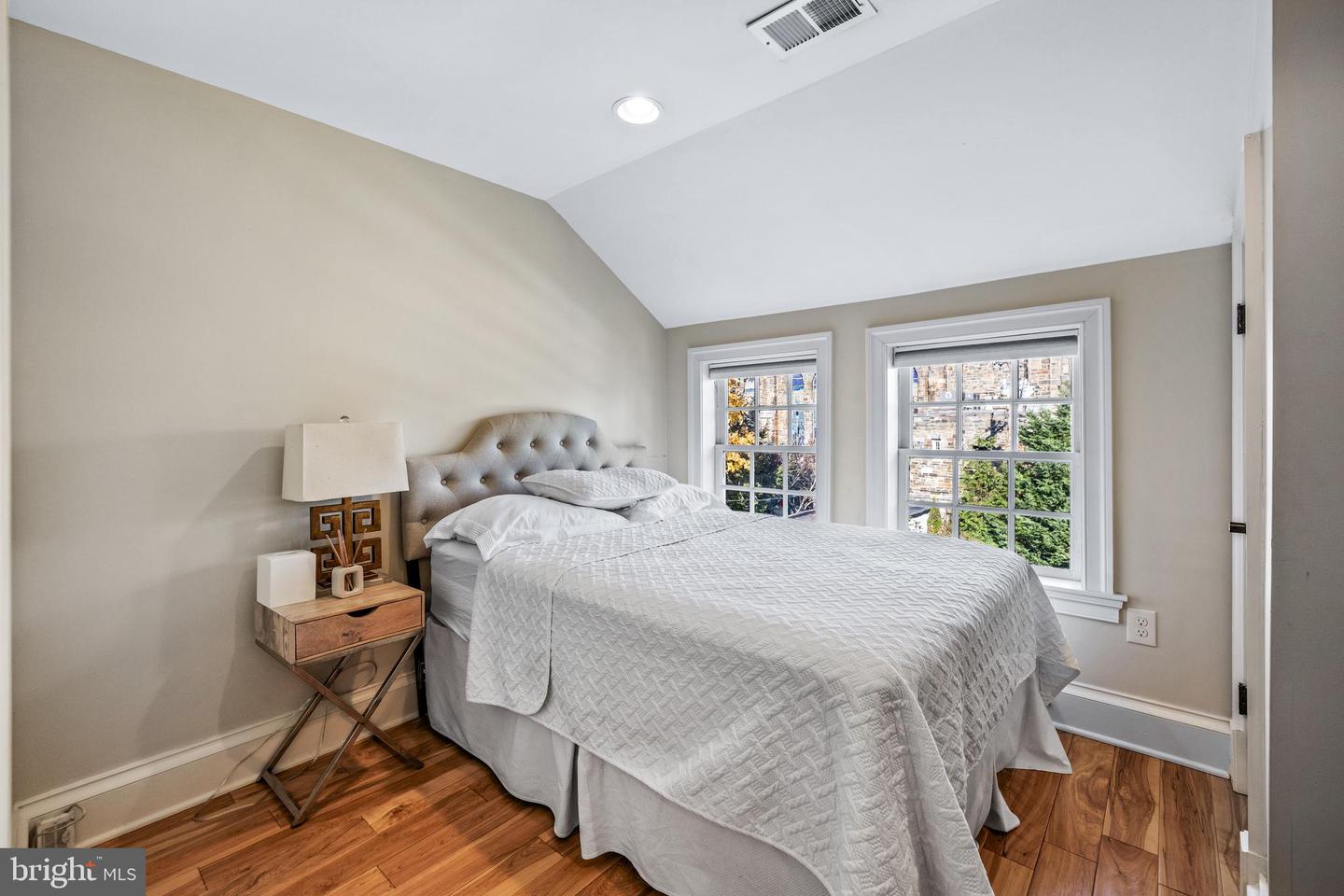 2 Saint Martins Rd