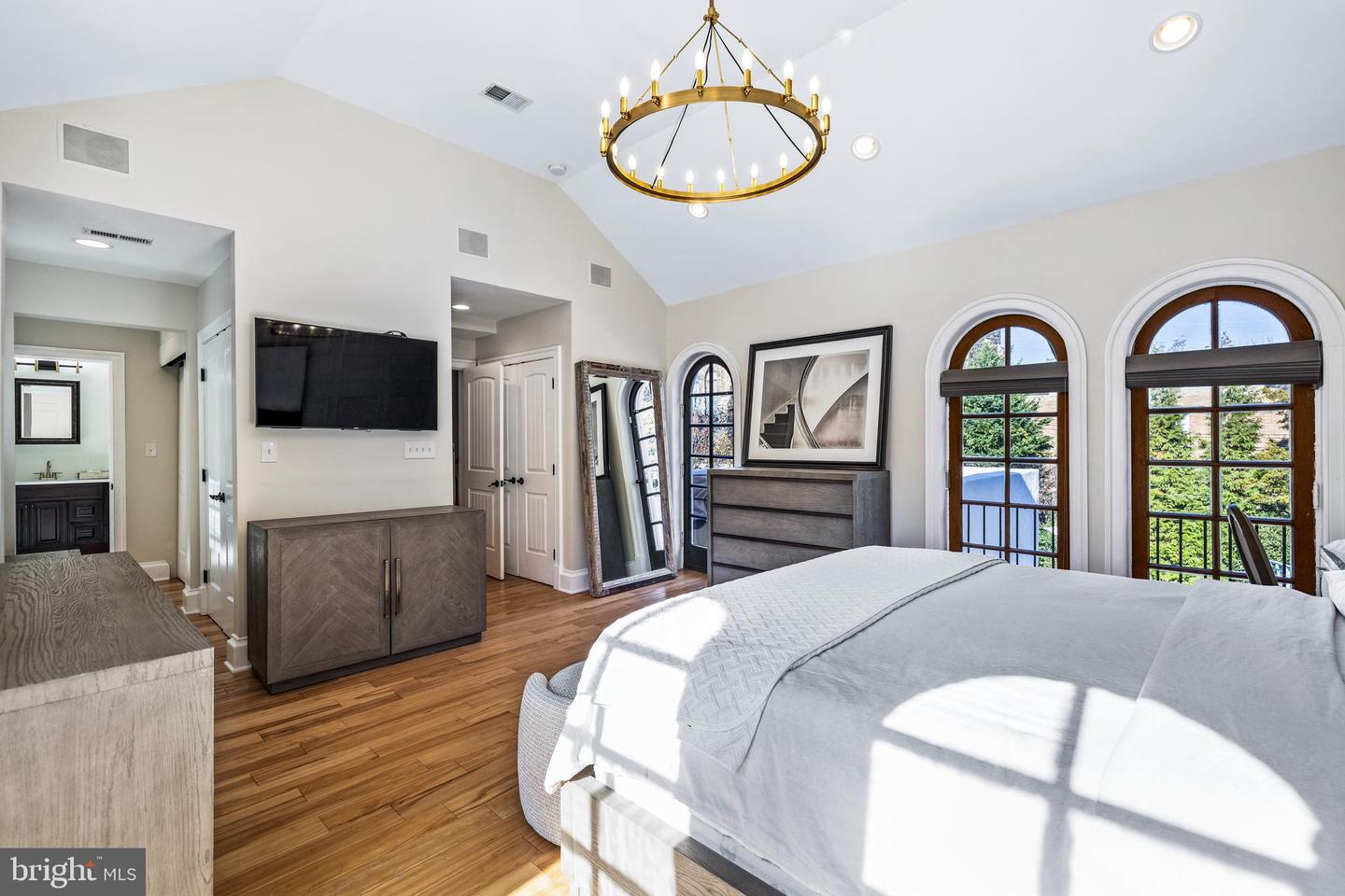 2 Saint Martins Rd
