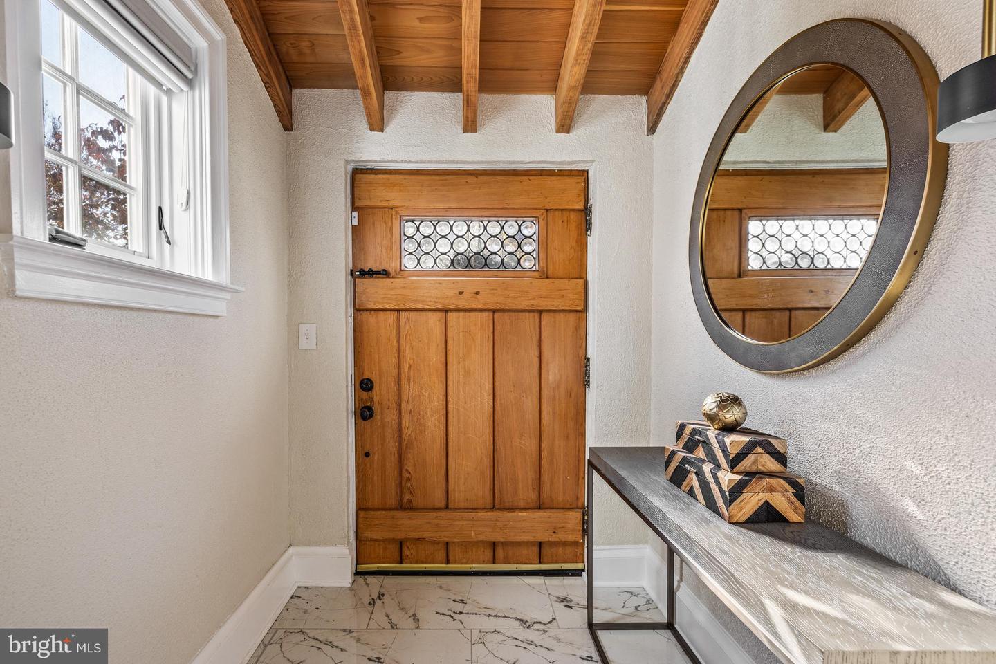 2 Saint Martins Rd