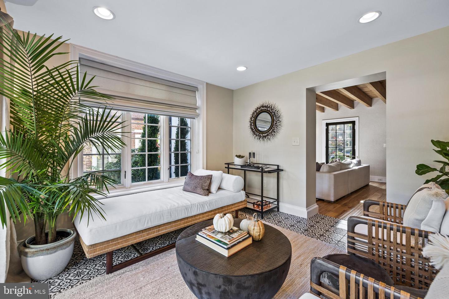 2 Saint Martins Rd