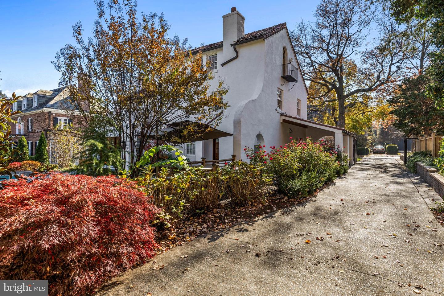 2 Saint Martins Rd