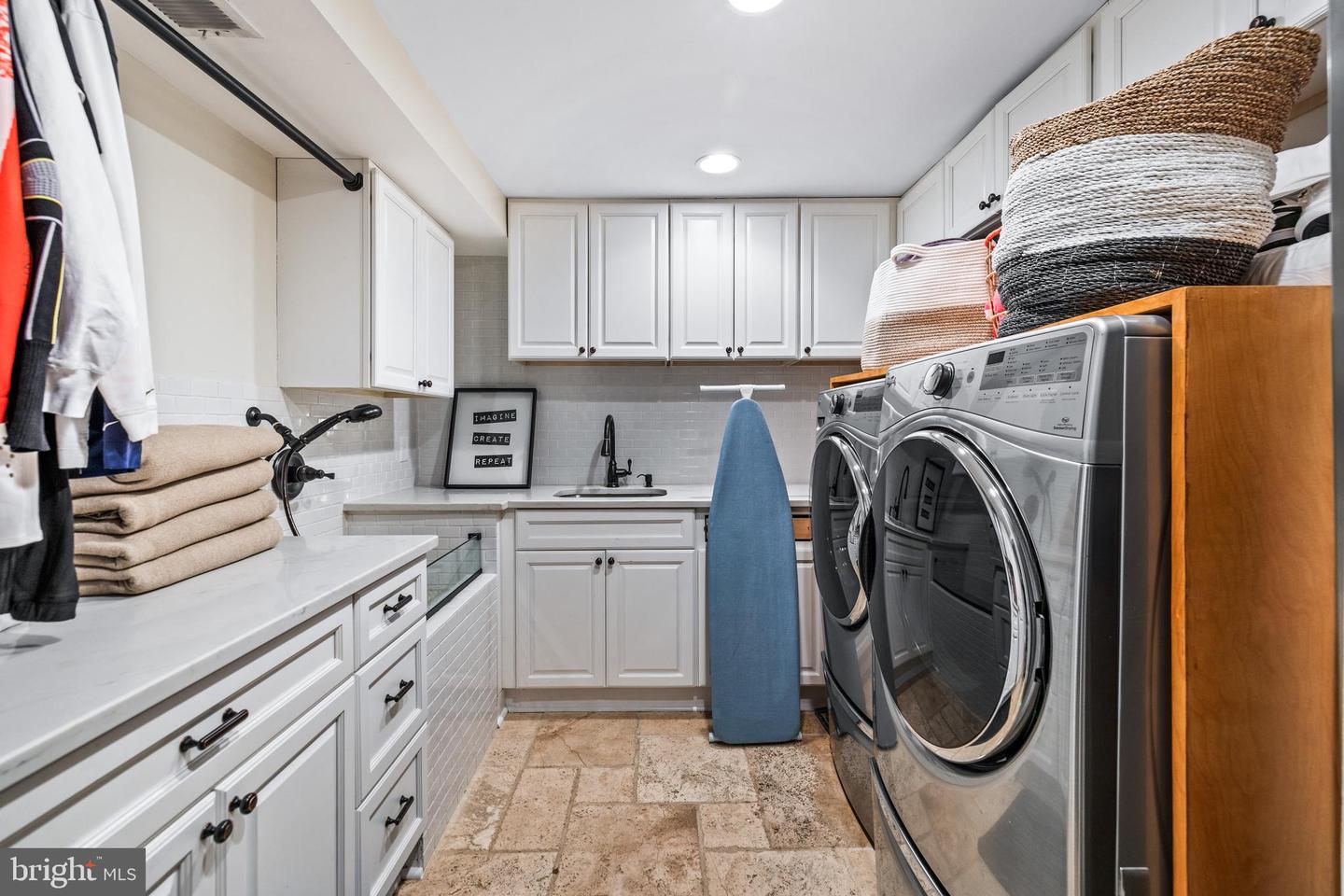 2 Saint Martins Rd
