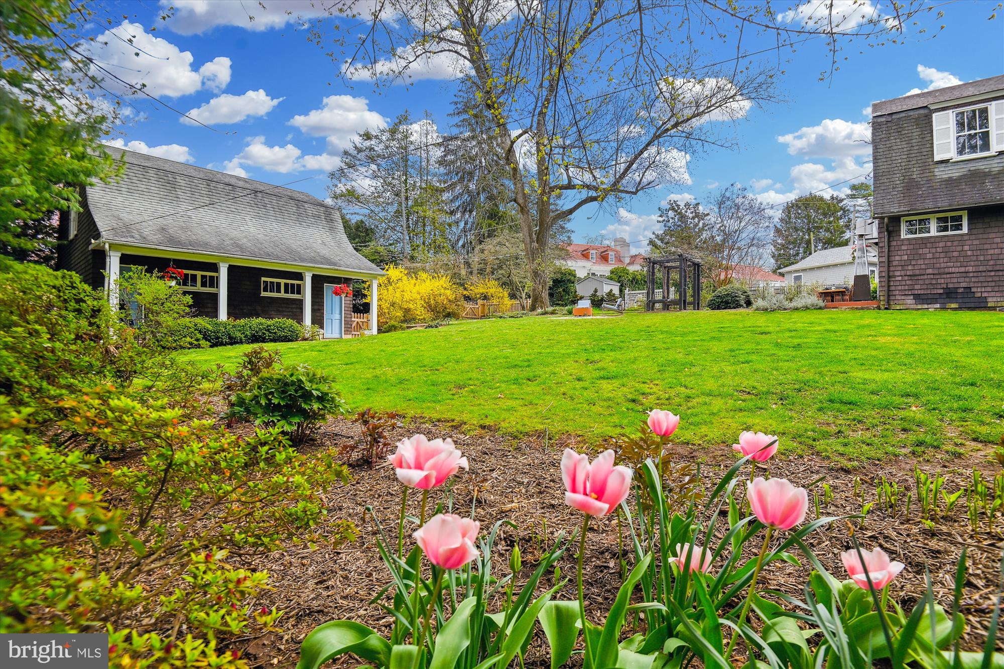 205 Ridgewood Rd