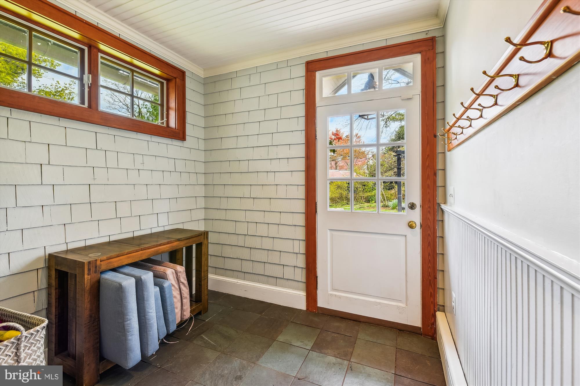 205 Ridgewood Rd