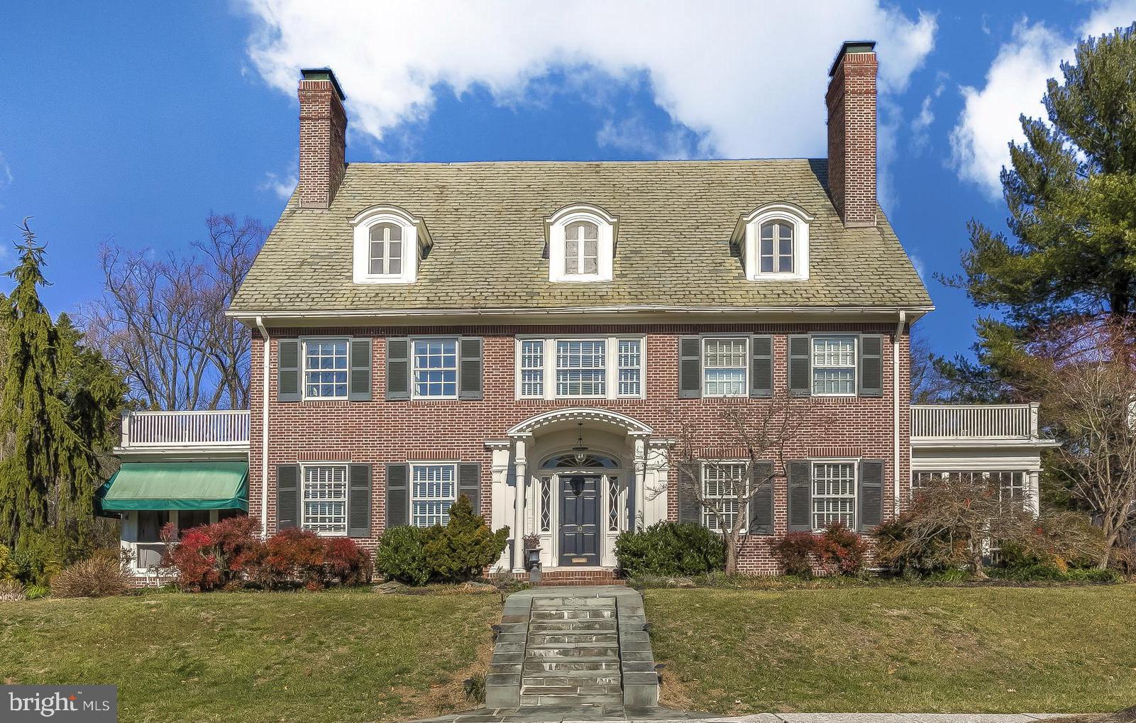 10 Whitfield Rd