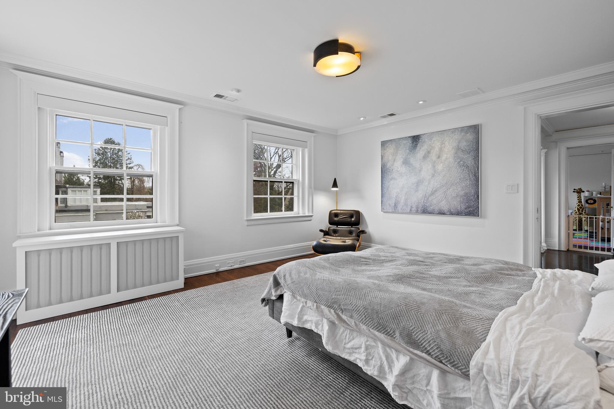 10 Whitfield Rd