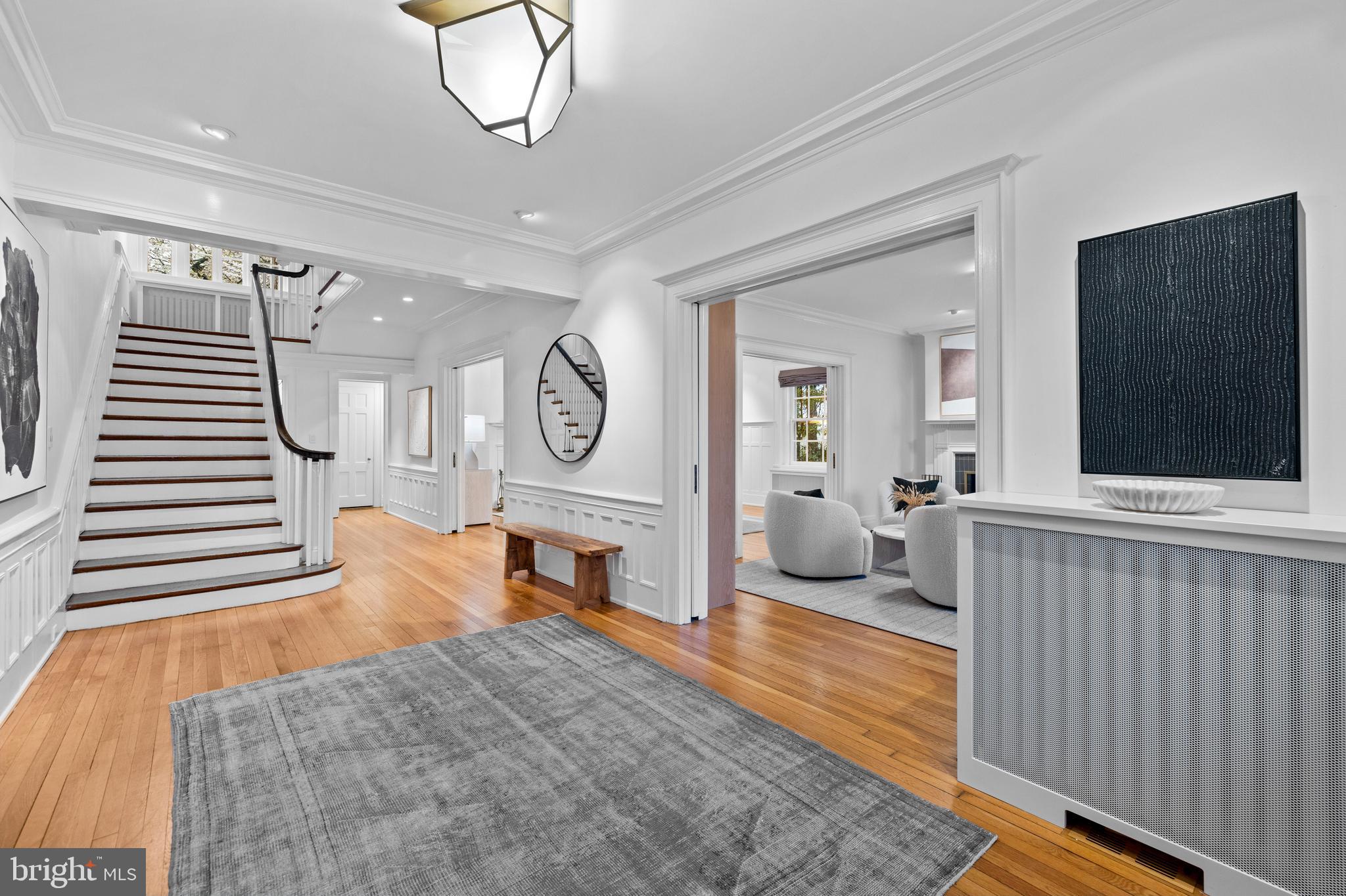 10 Whitfield Rd