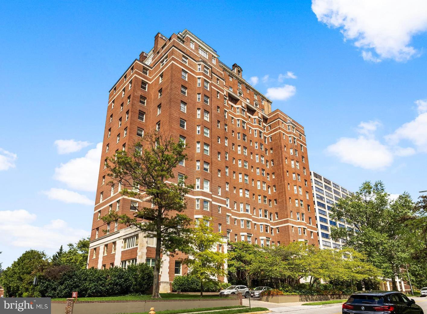 3908 N Charles St #601