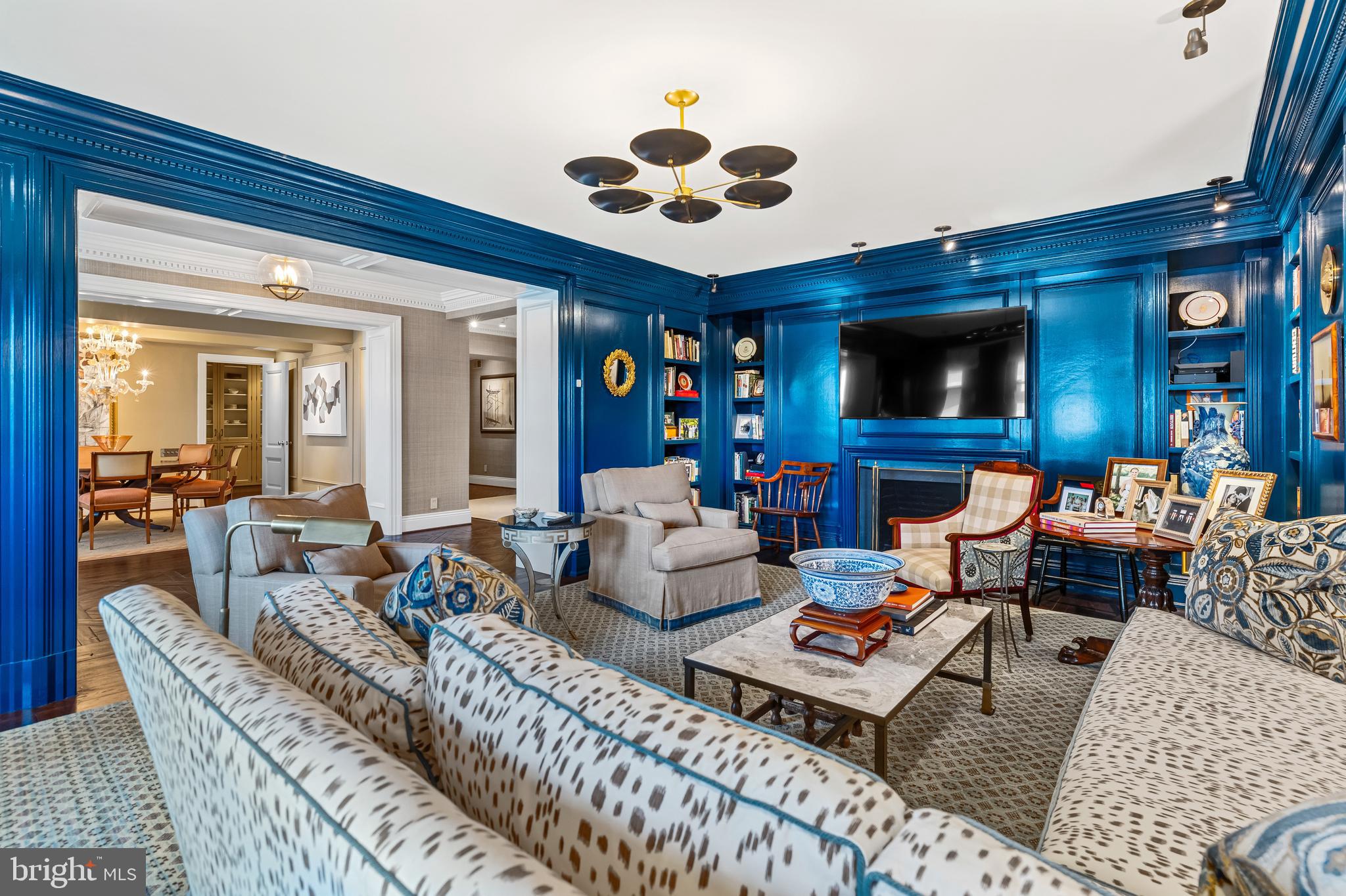 3908 N Charles St #601