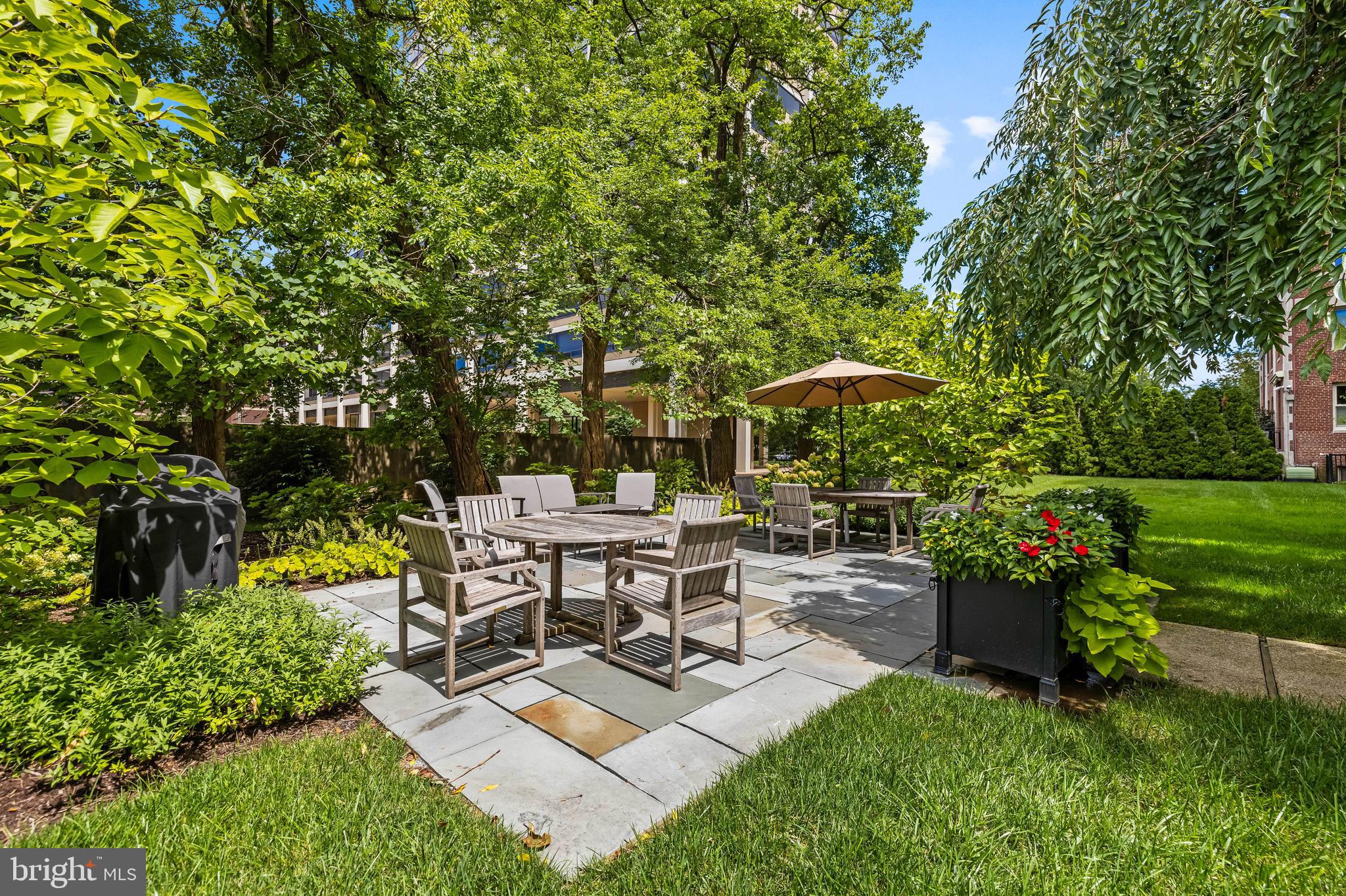 3908 N Charles St #601