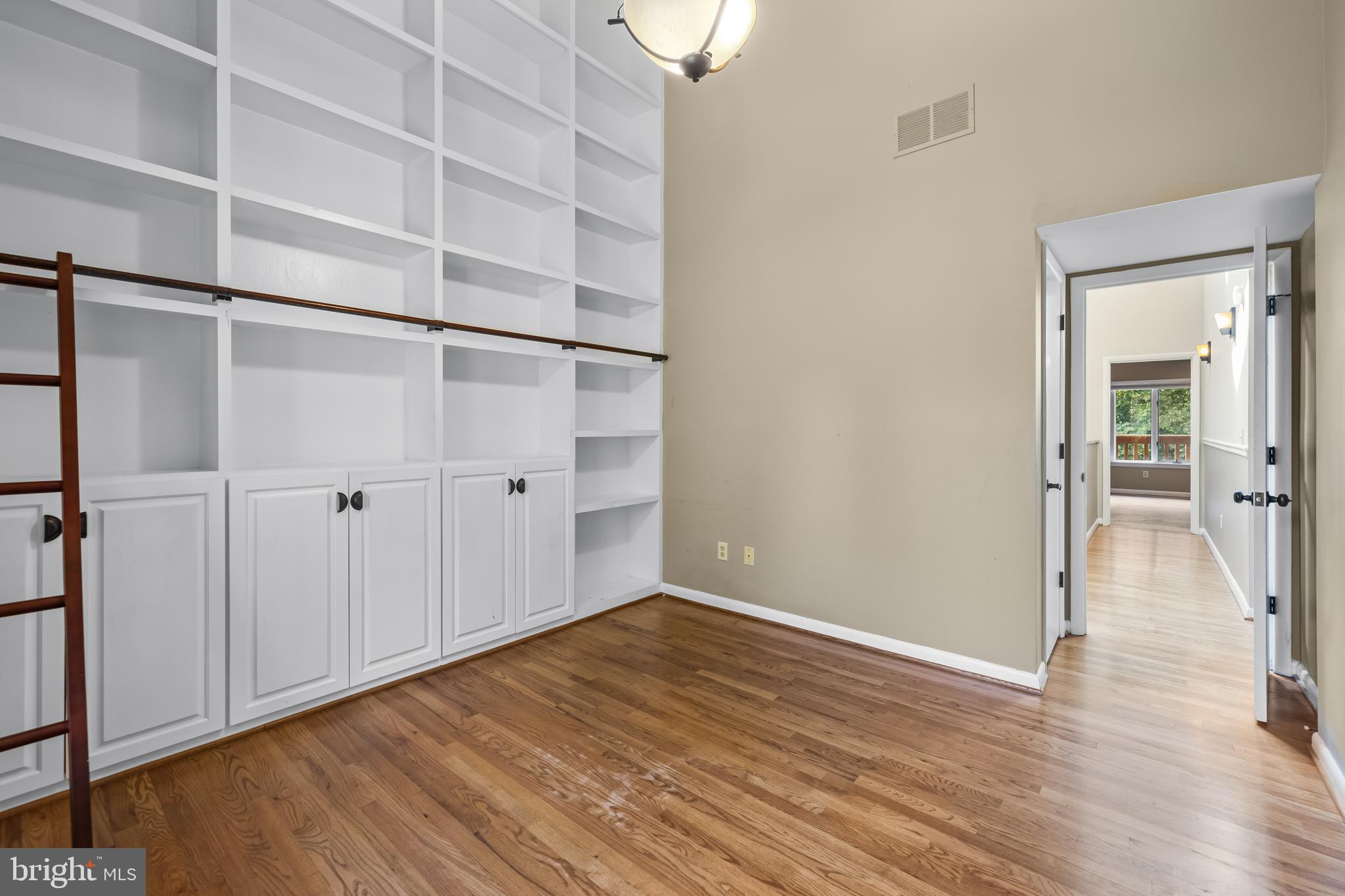 5702 Visitation Way