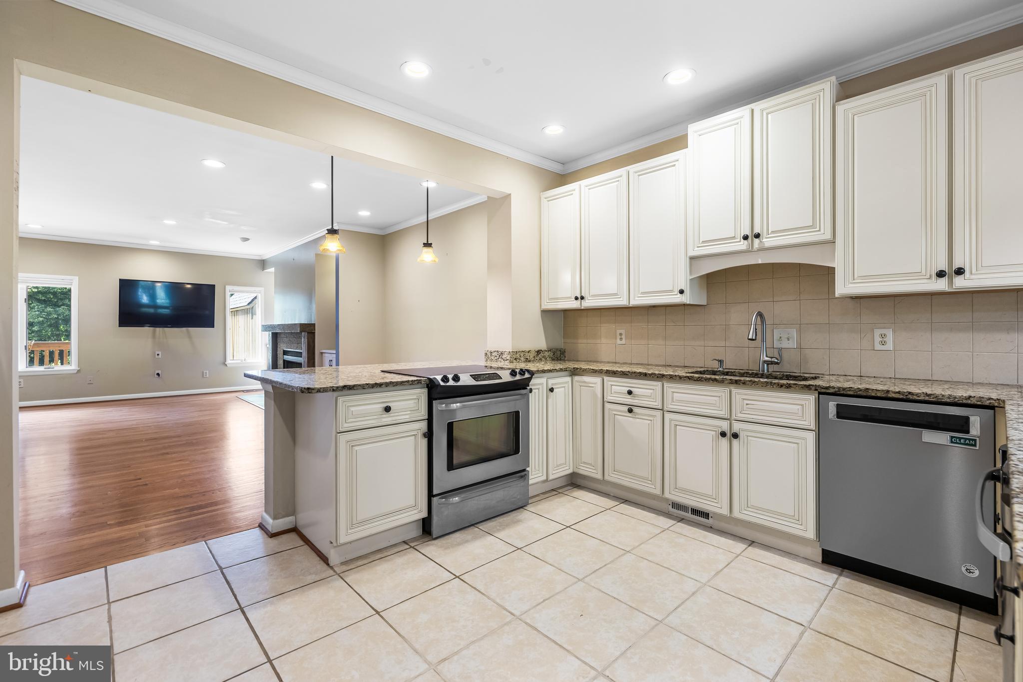 5702 Visitation Way