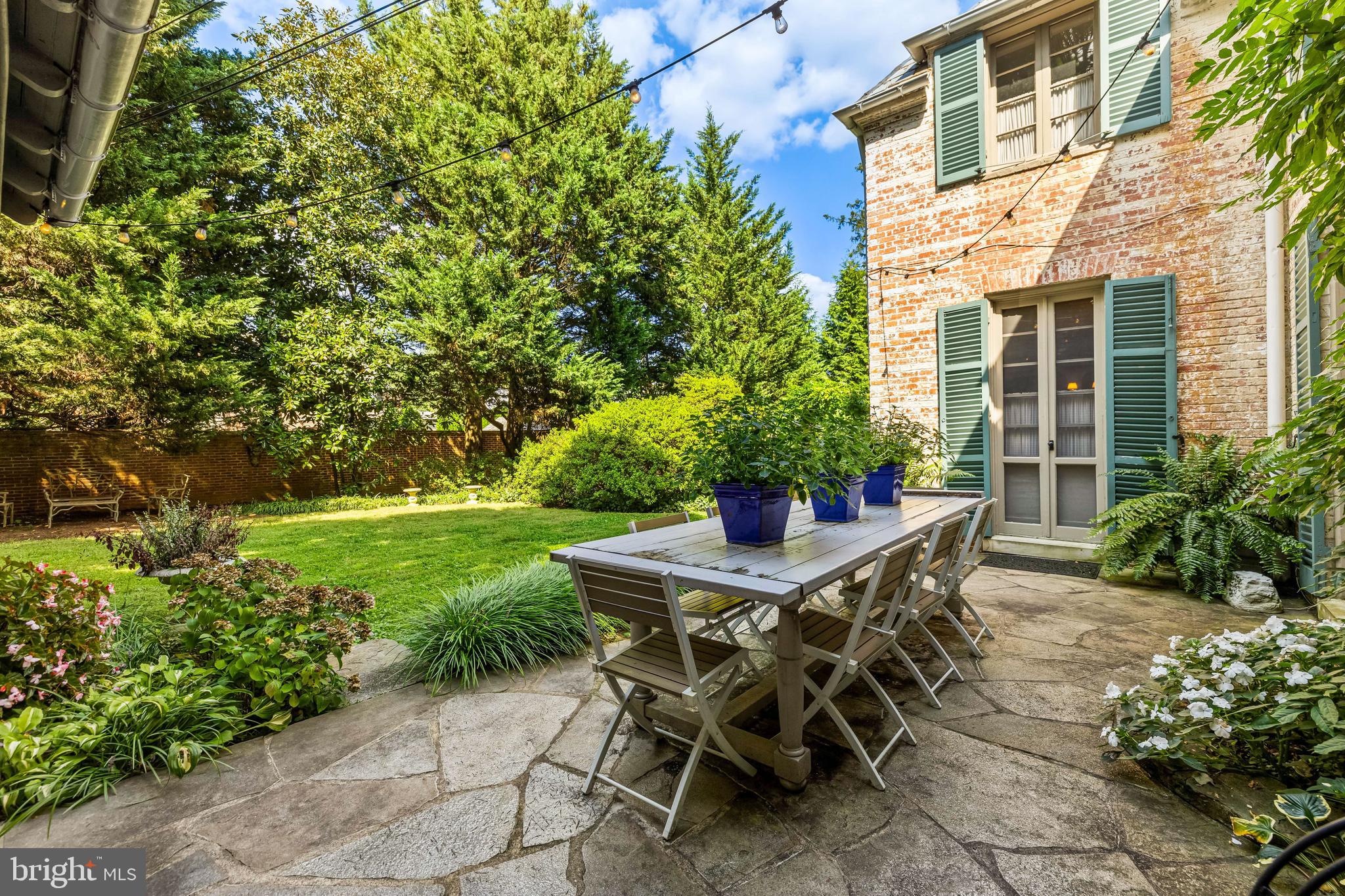 112 Saint Dunstans Rd