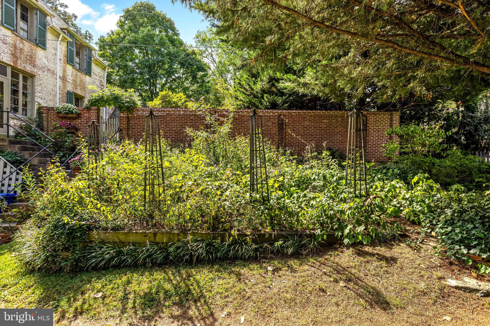 112 Saint Dunstans Rd