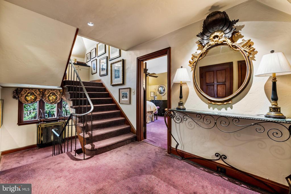 112 Saint Dunstans Rd