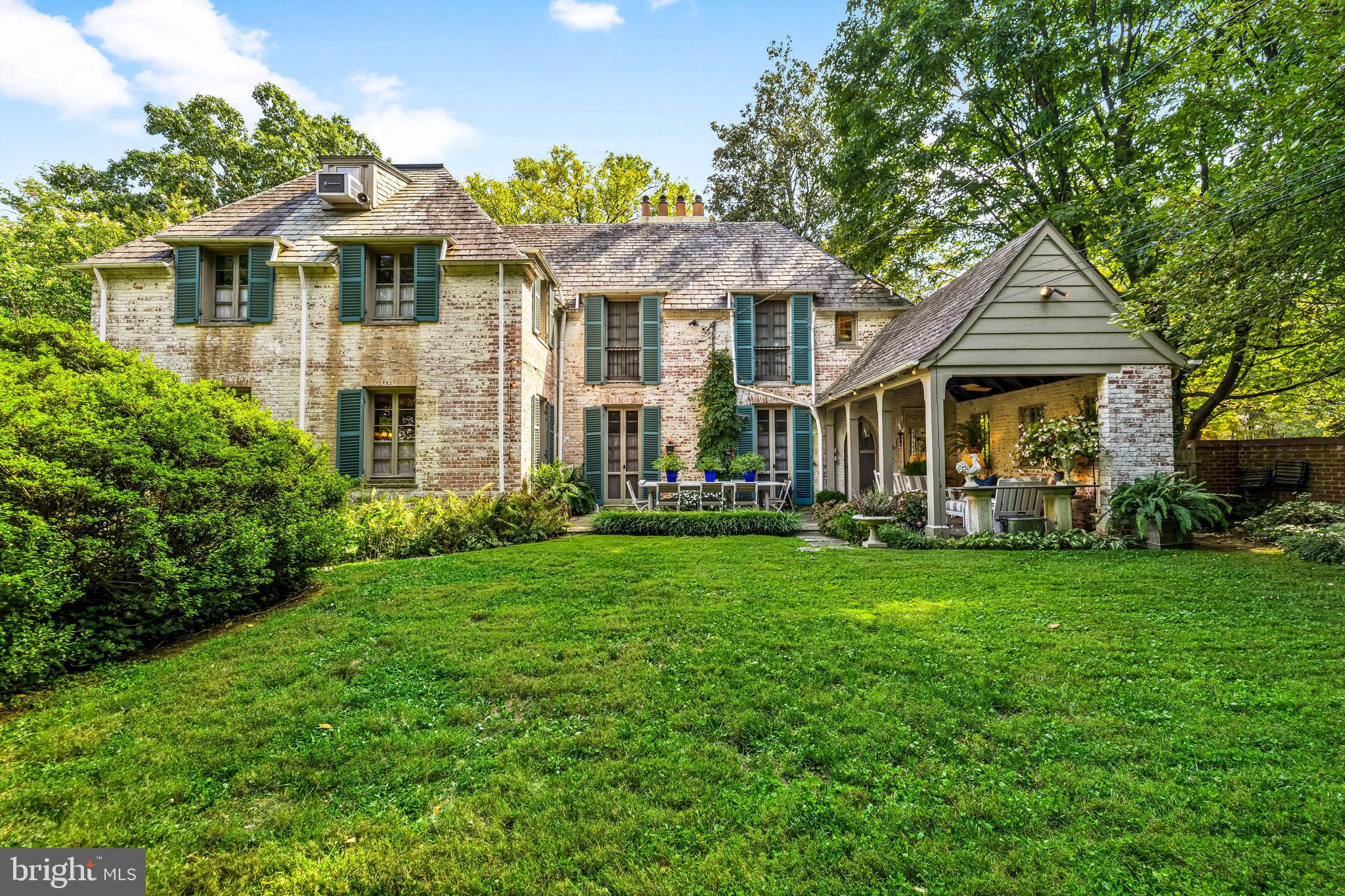 112 Saint Dunstans Rd