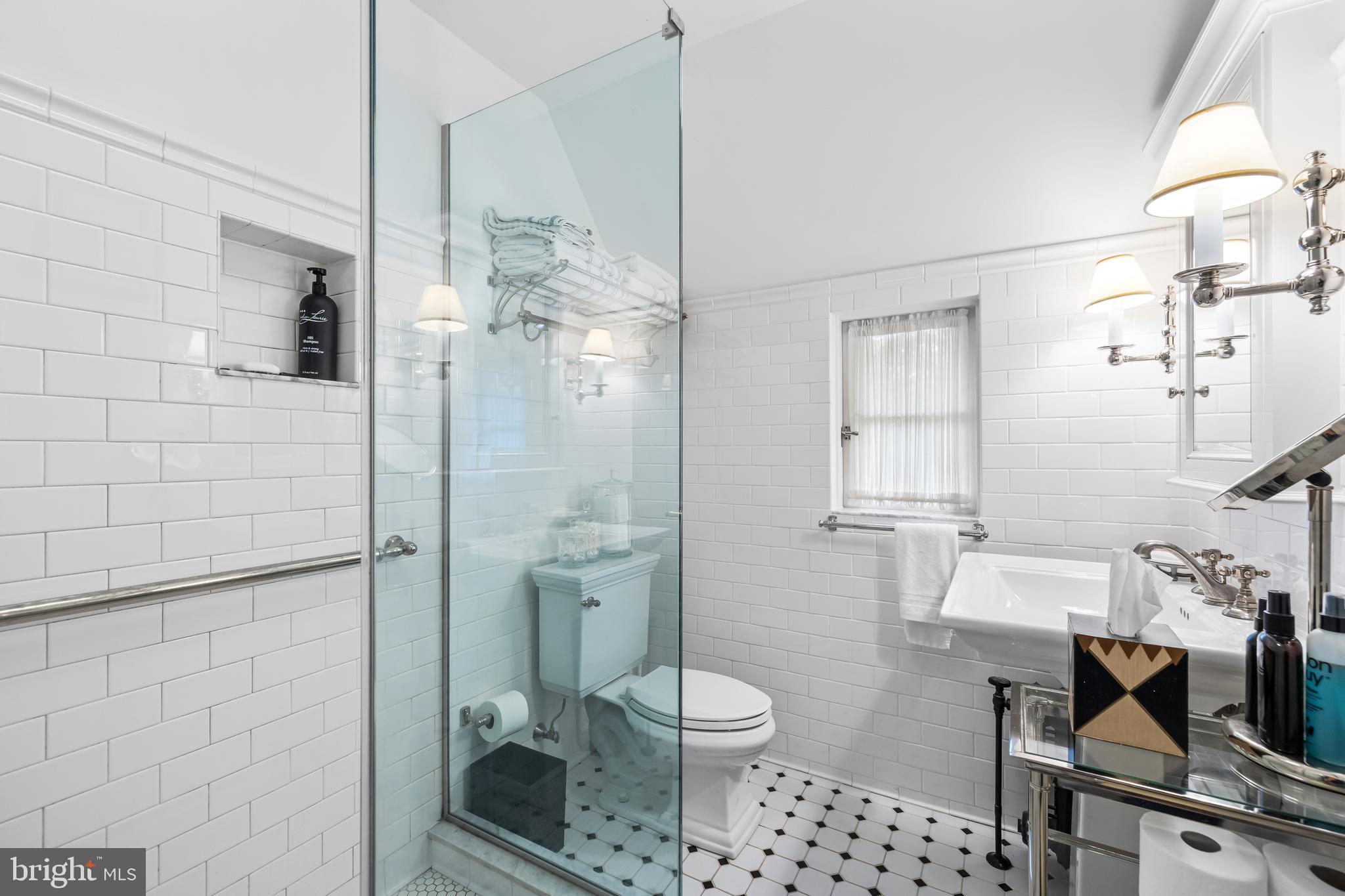 112 Saint Dunstans Rd