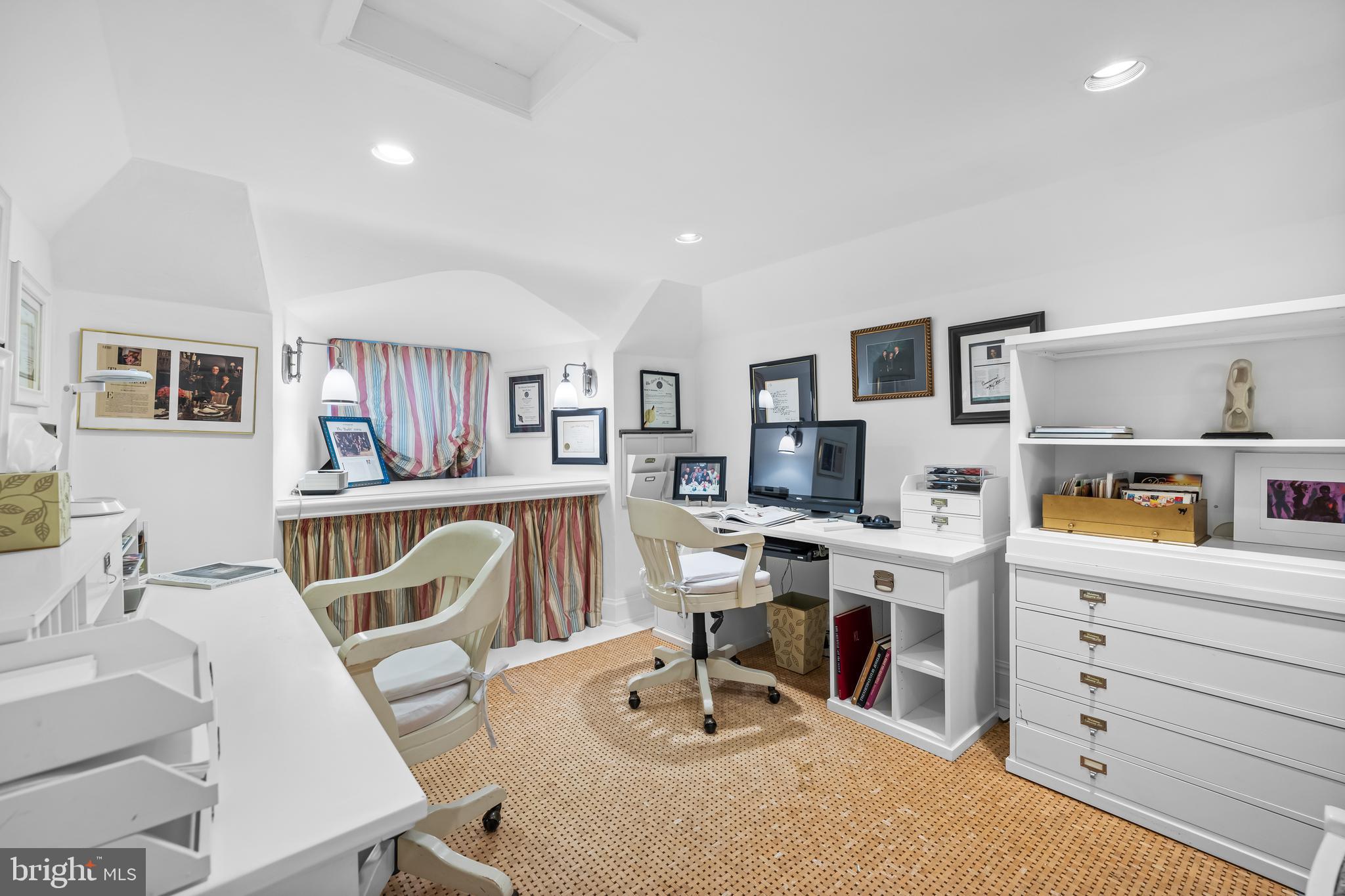 112 Saint Dunstans Rd