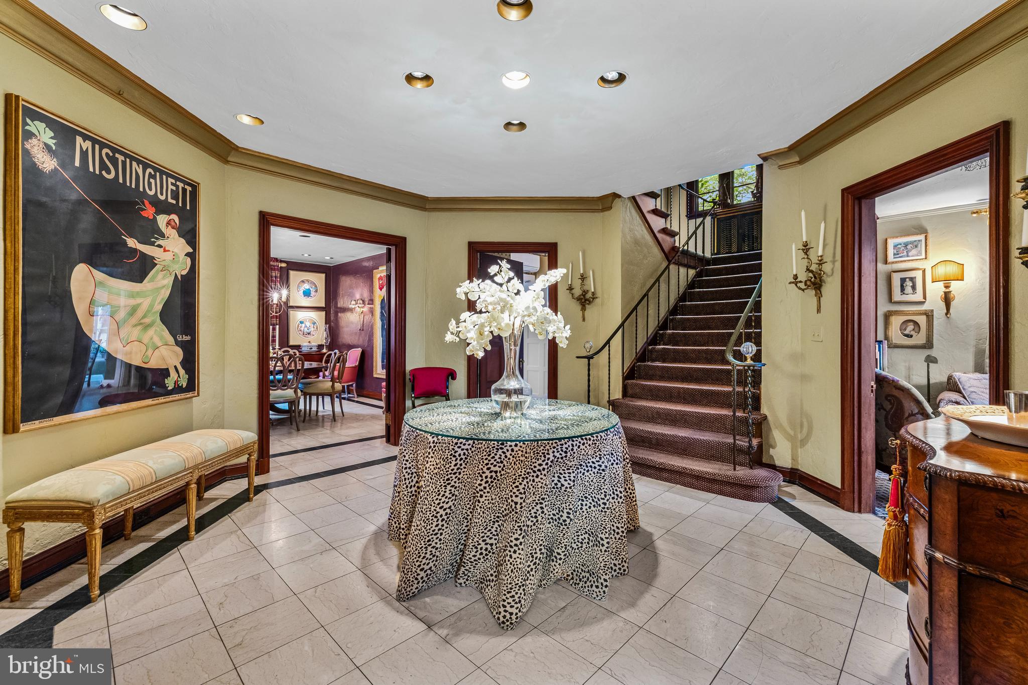 112 Saint Dunstans Rd