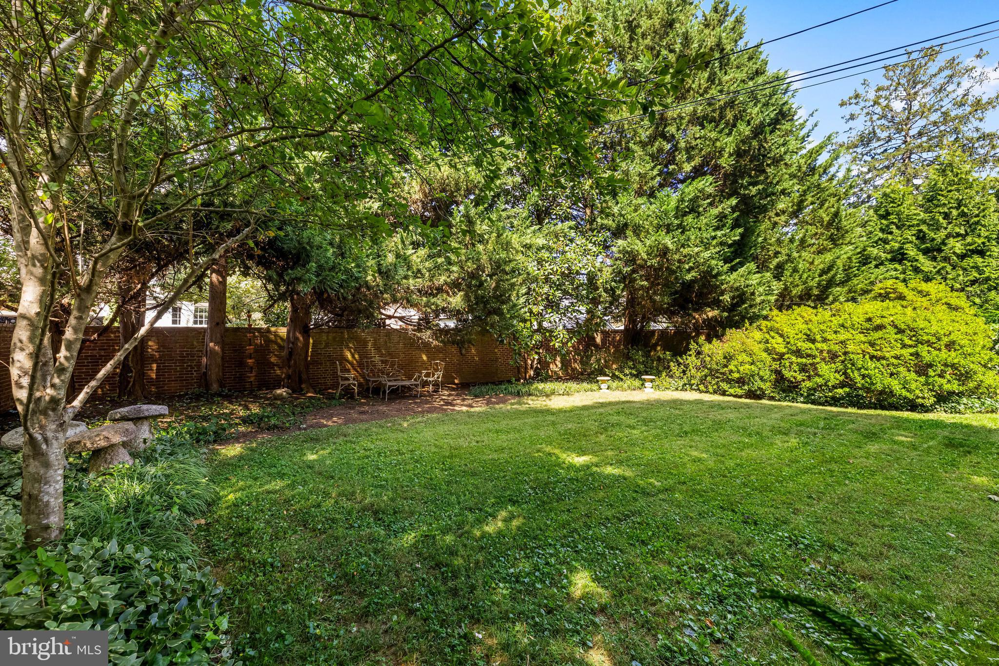 112 Saint Dunstans Rd