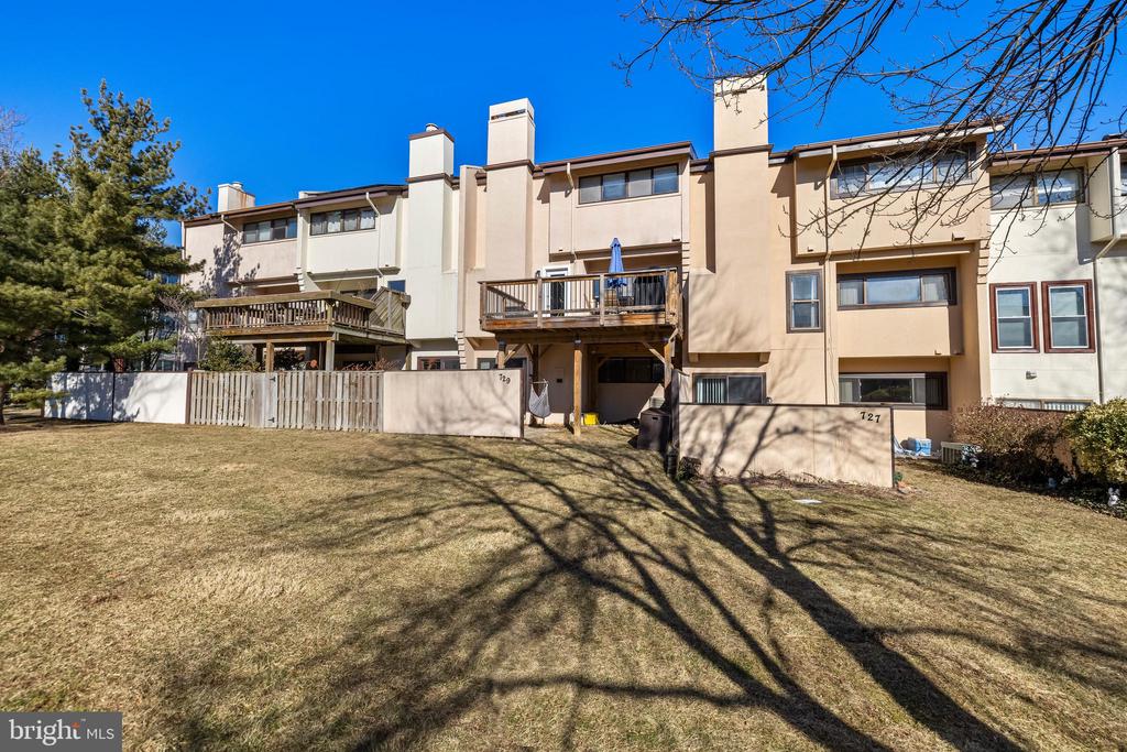 729 Stoney Spring Dr