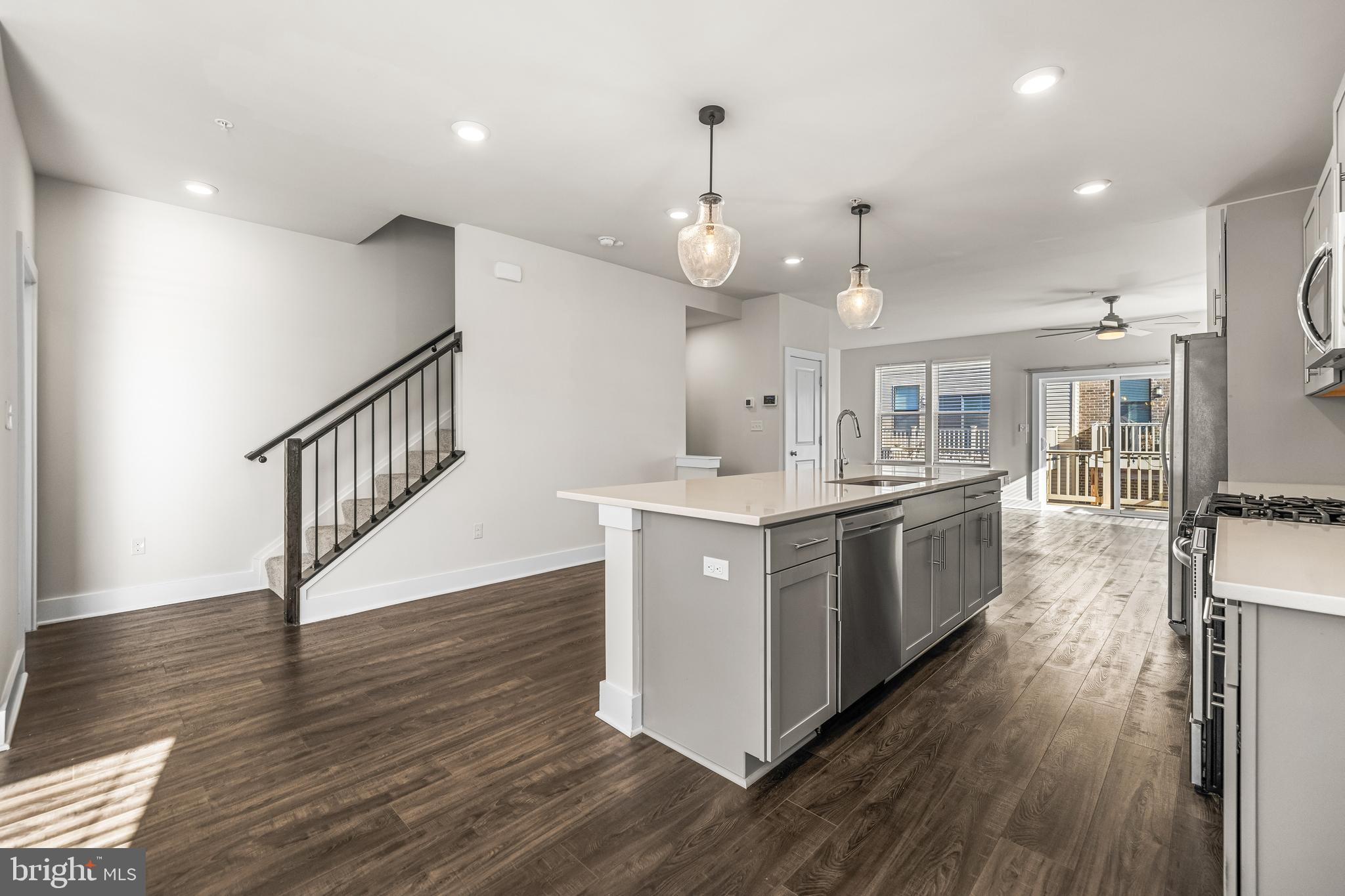 4300 Laplata Ave
