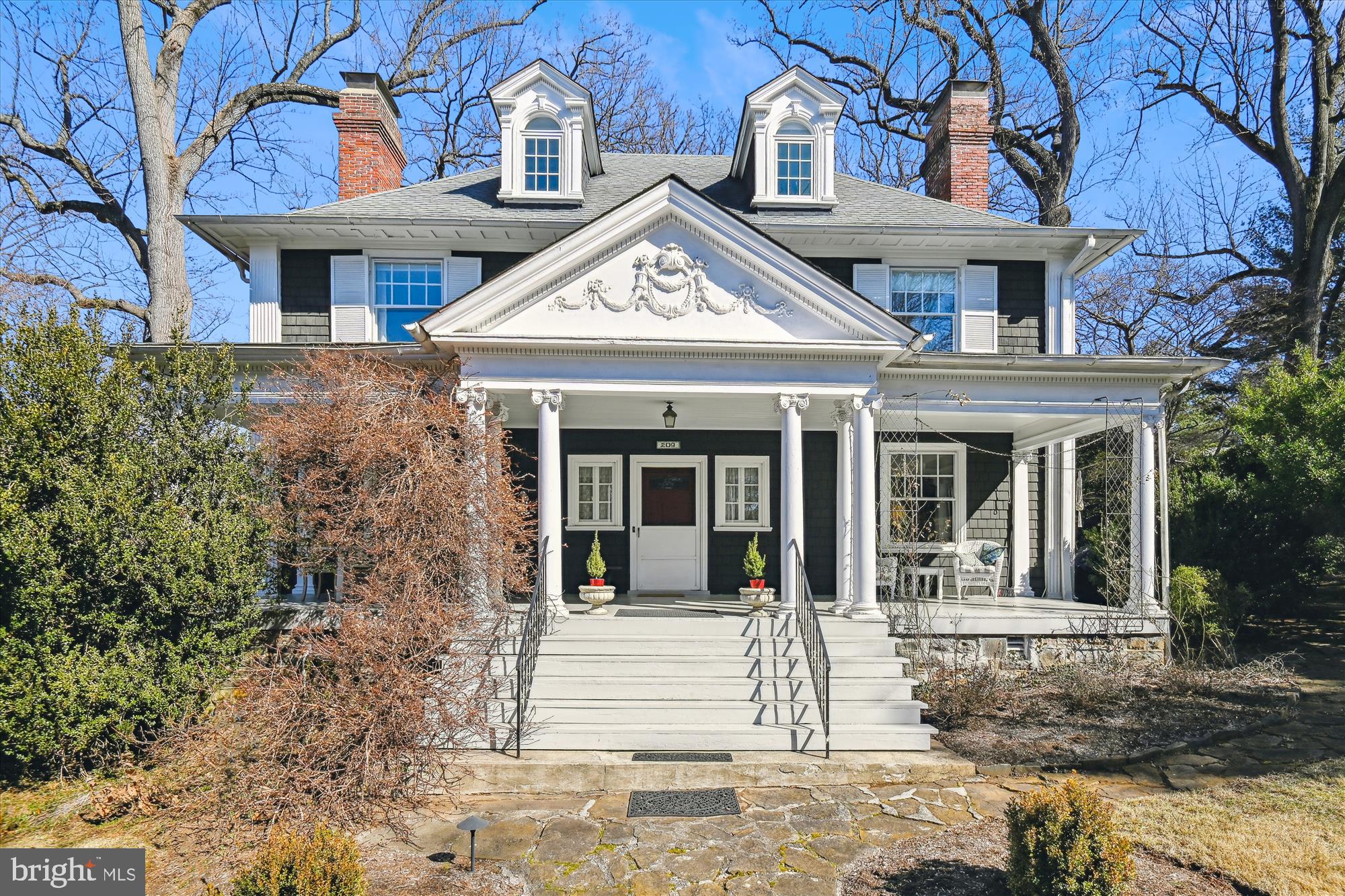 209 Ridgewood Rd