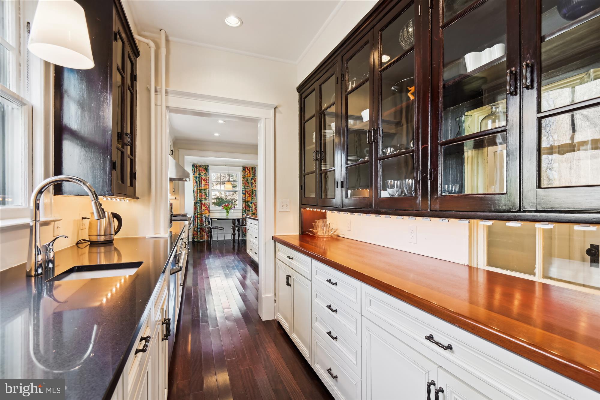 209 Ridgewood Rd
