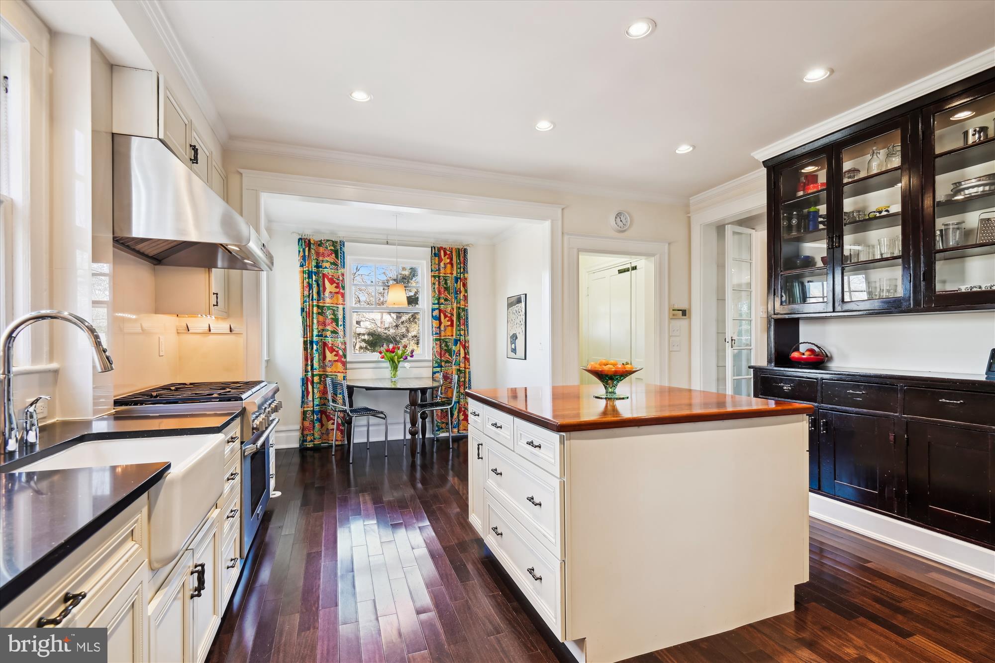 209 Ridgewood Rd