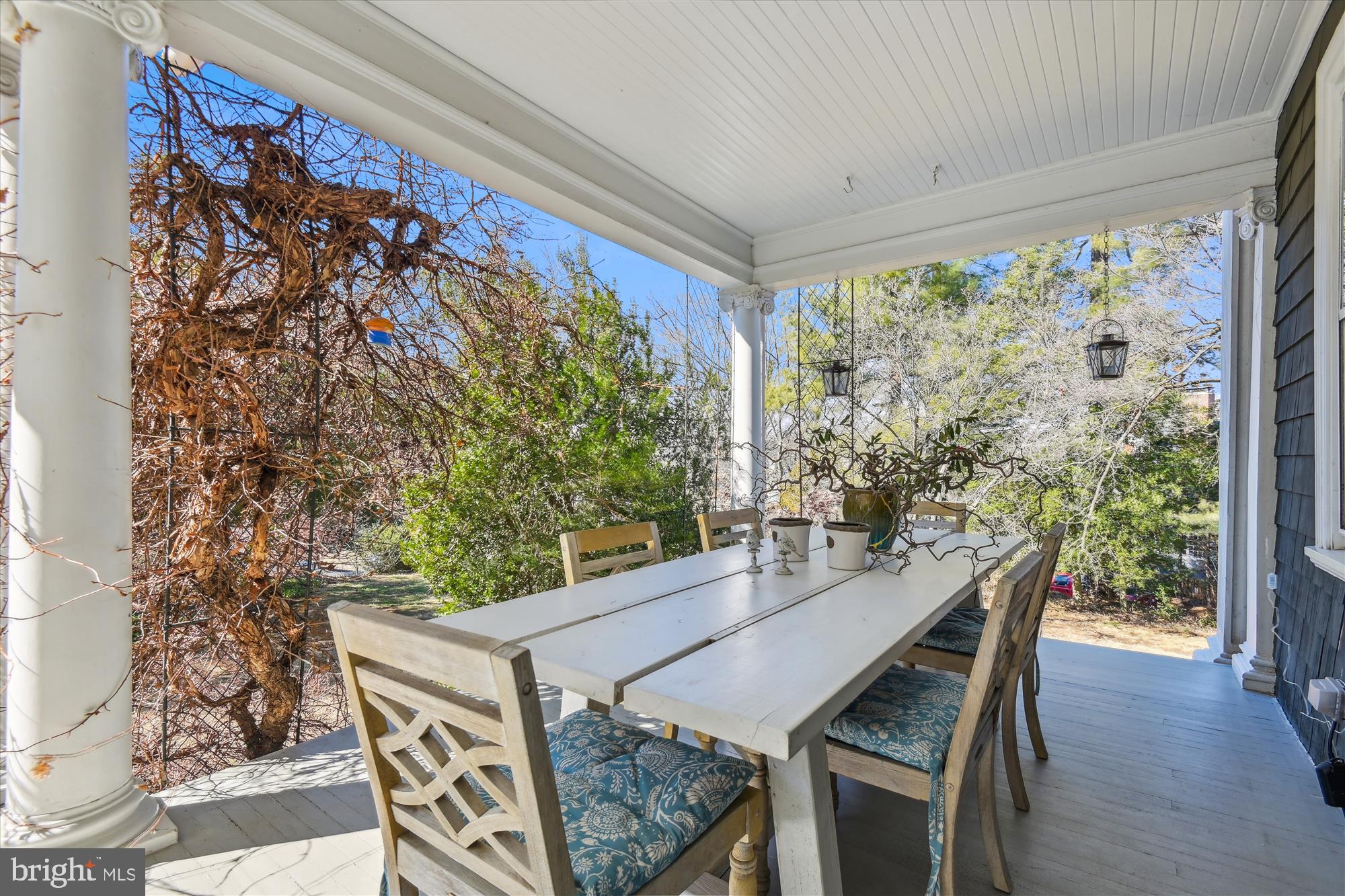209 Ridgewood Rd
