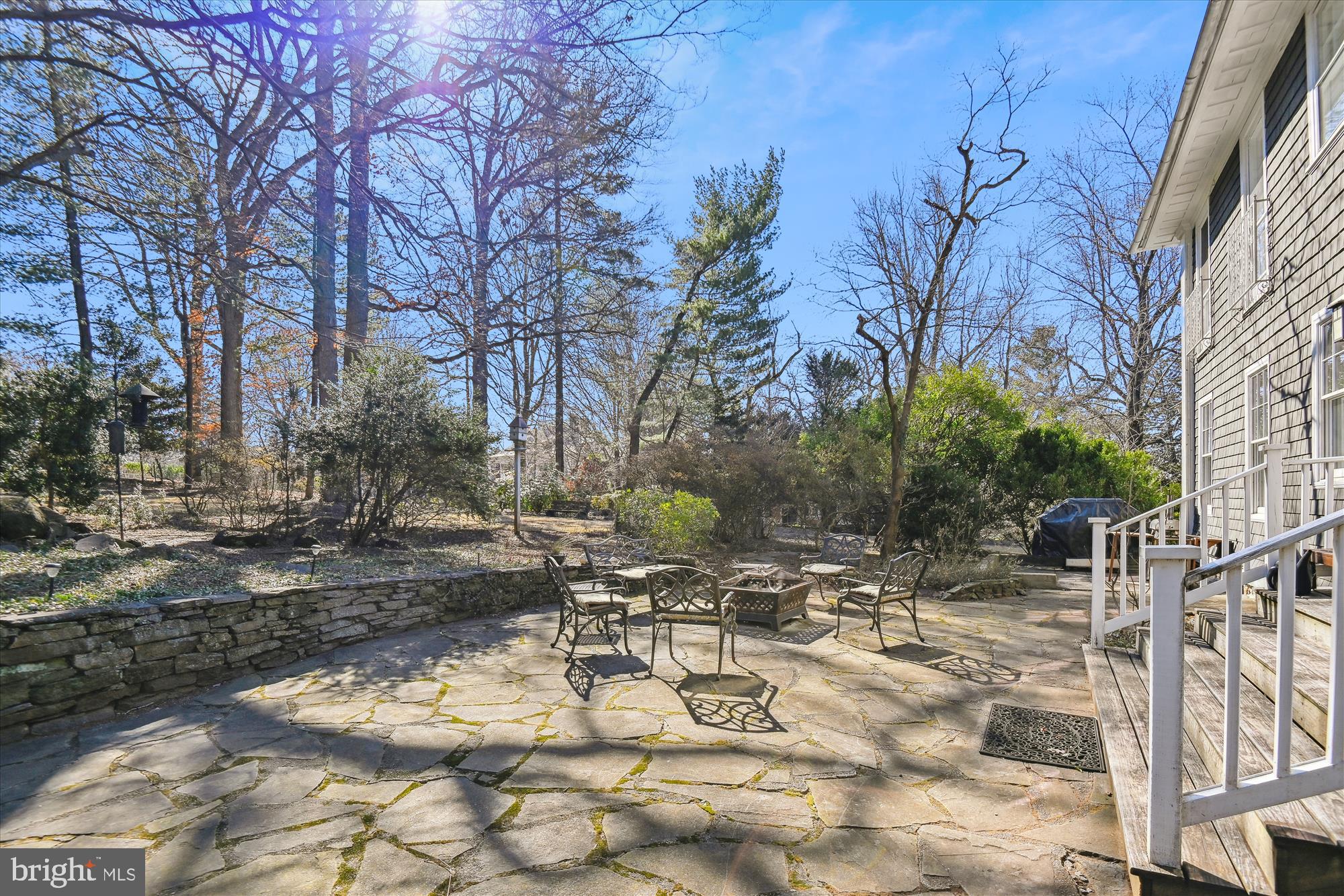 209 Ridgewood Rd
