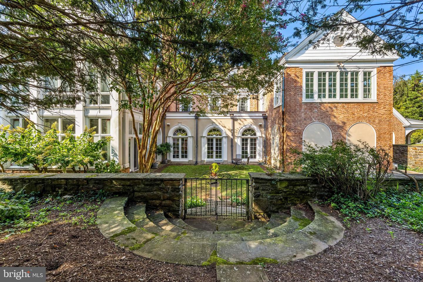 20 Blythewood Rd