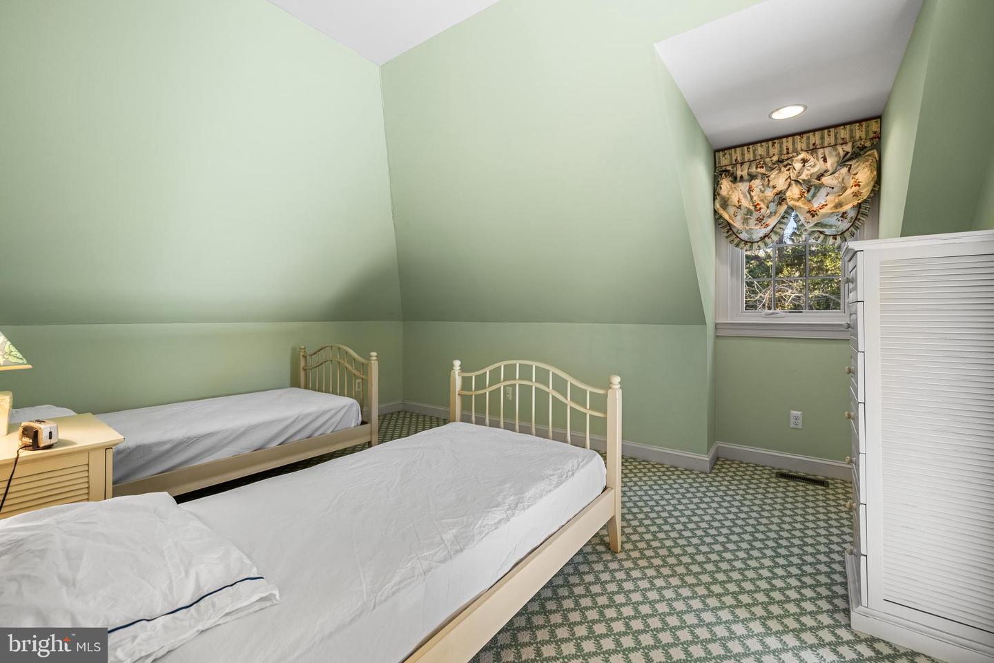 20 Blythewood Rd