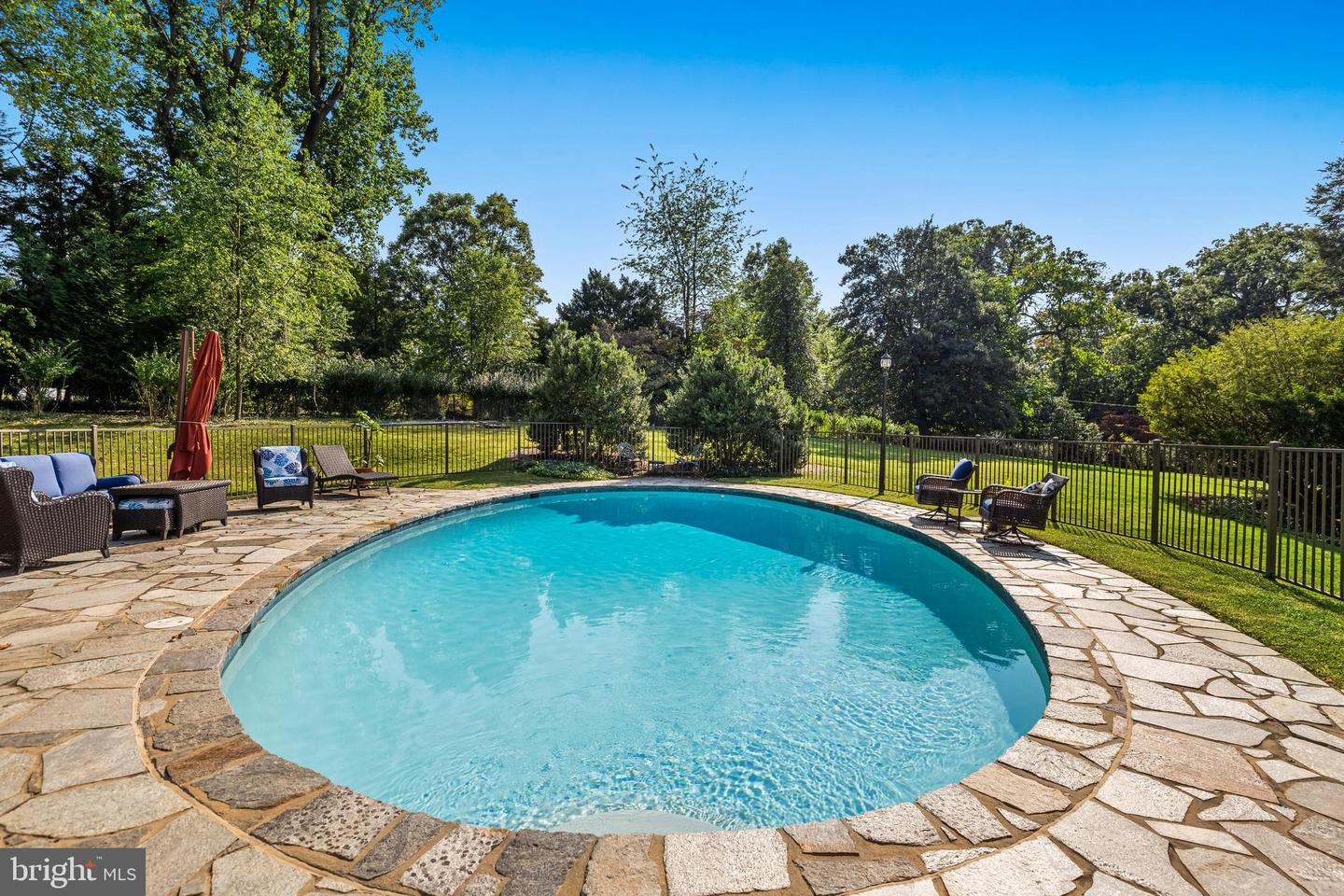 20 Blythewood Rd