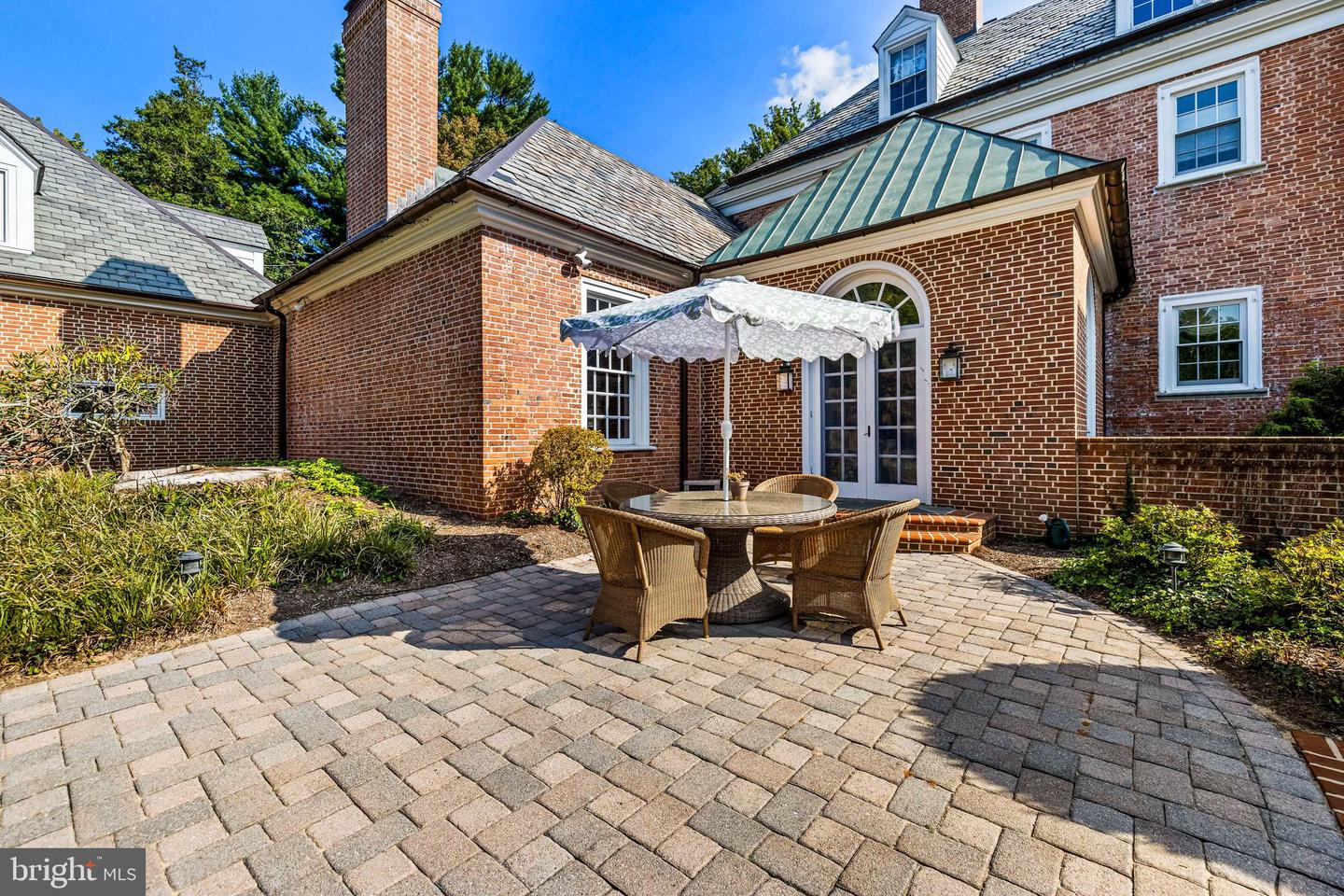 20 Blythewood Rd