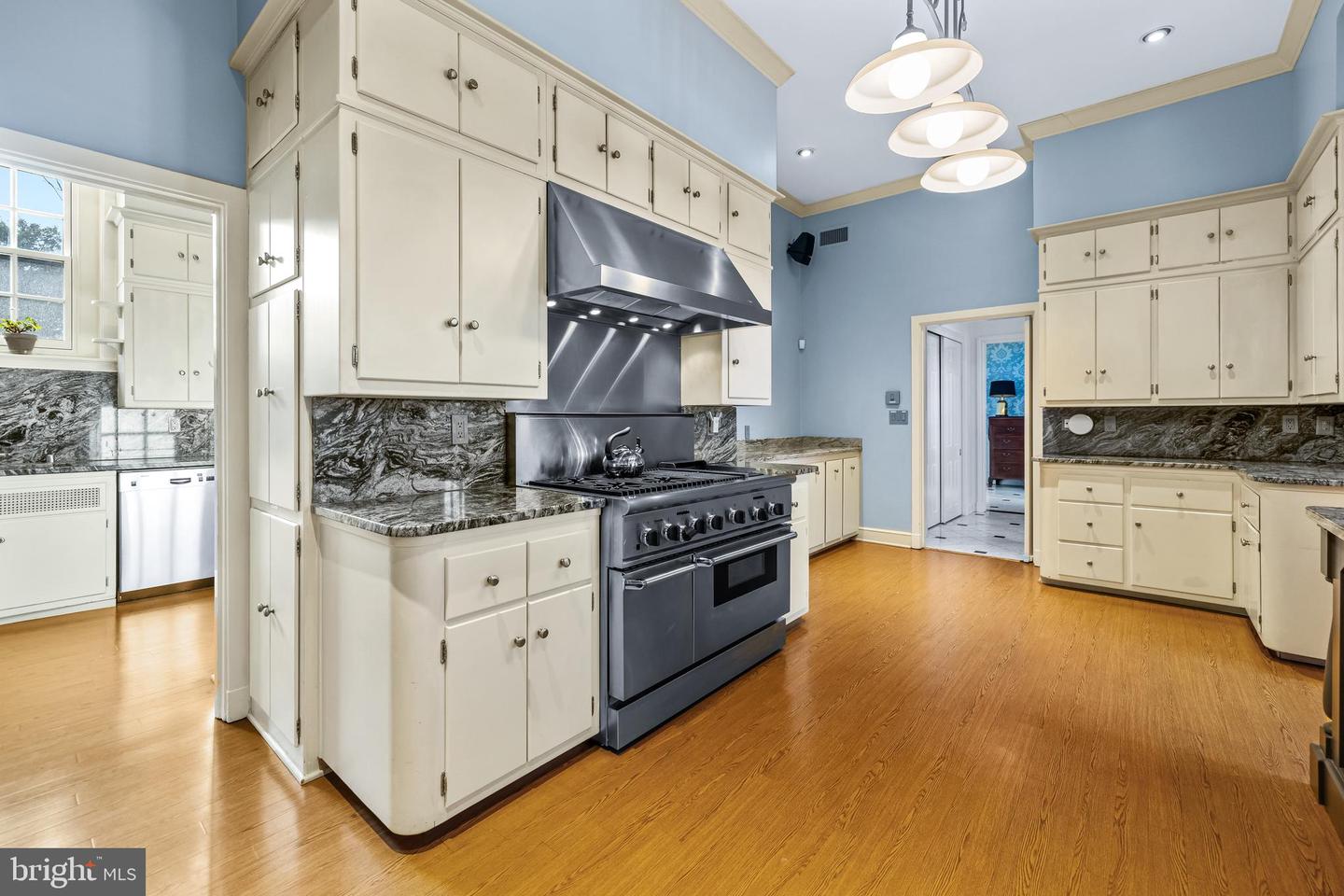 20 Blythewood Rd