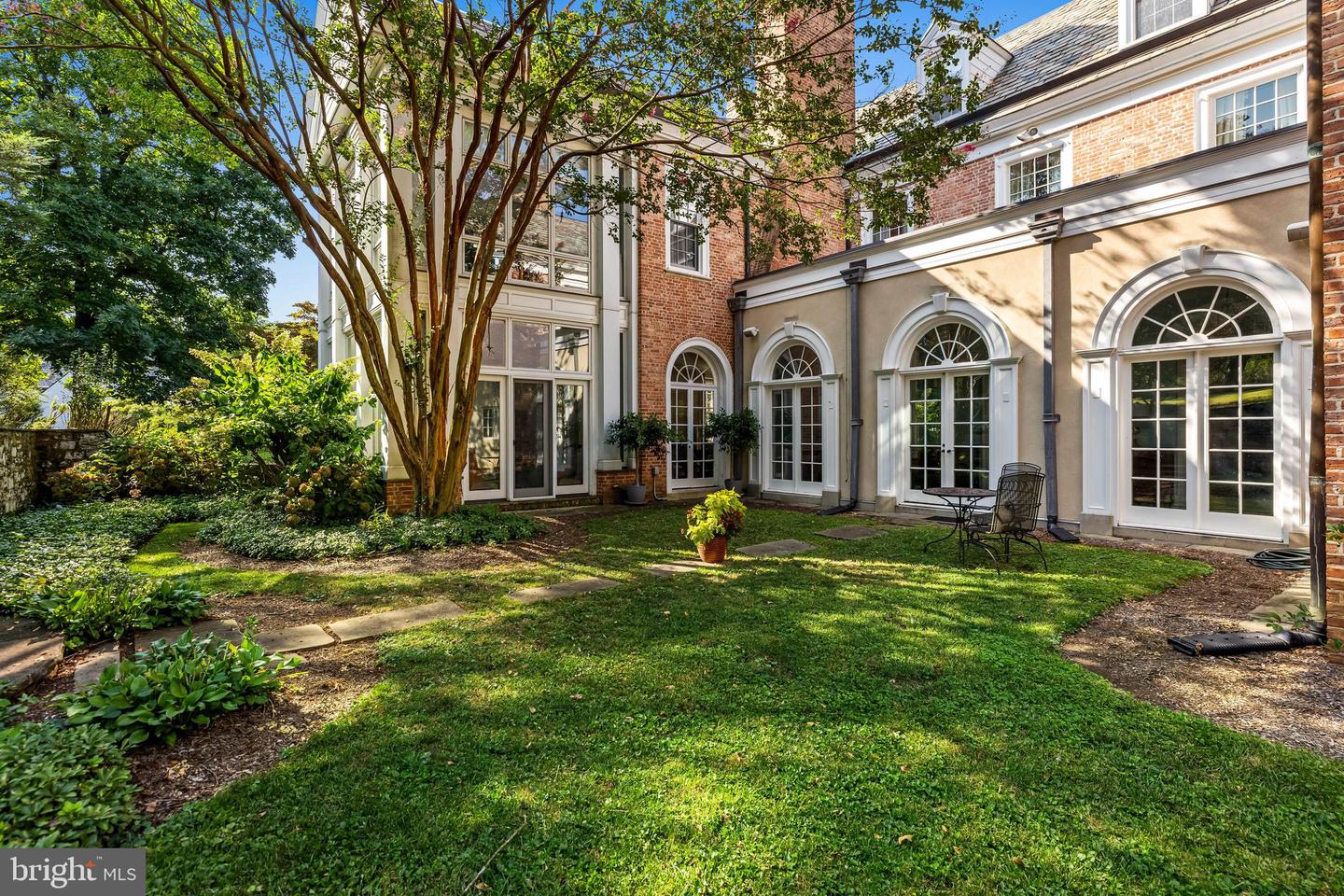 20 Blythewood Rd