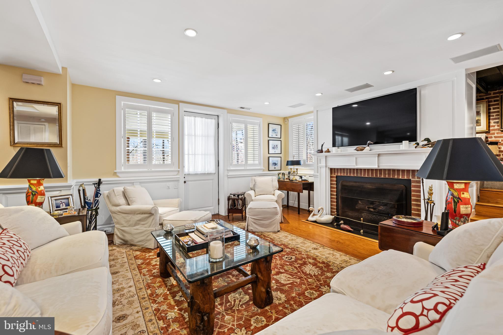 24 Whitfield Rd