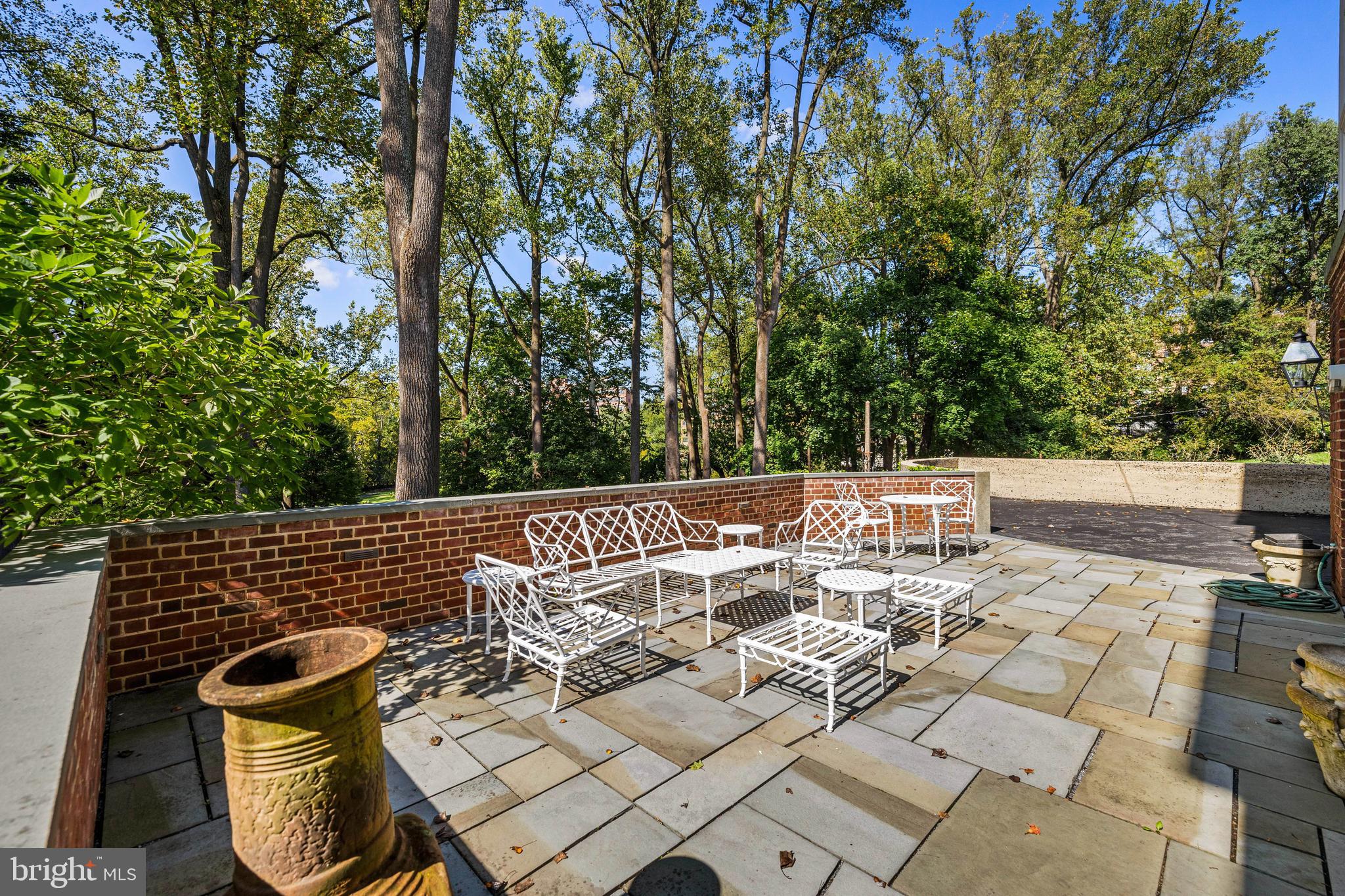 24 Whitfield Rd