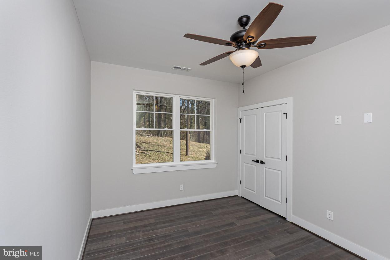 1032 Terrace Gln