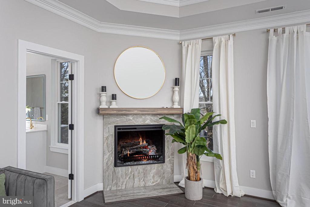 1032 Terrace Gln