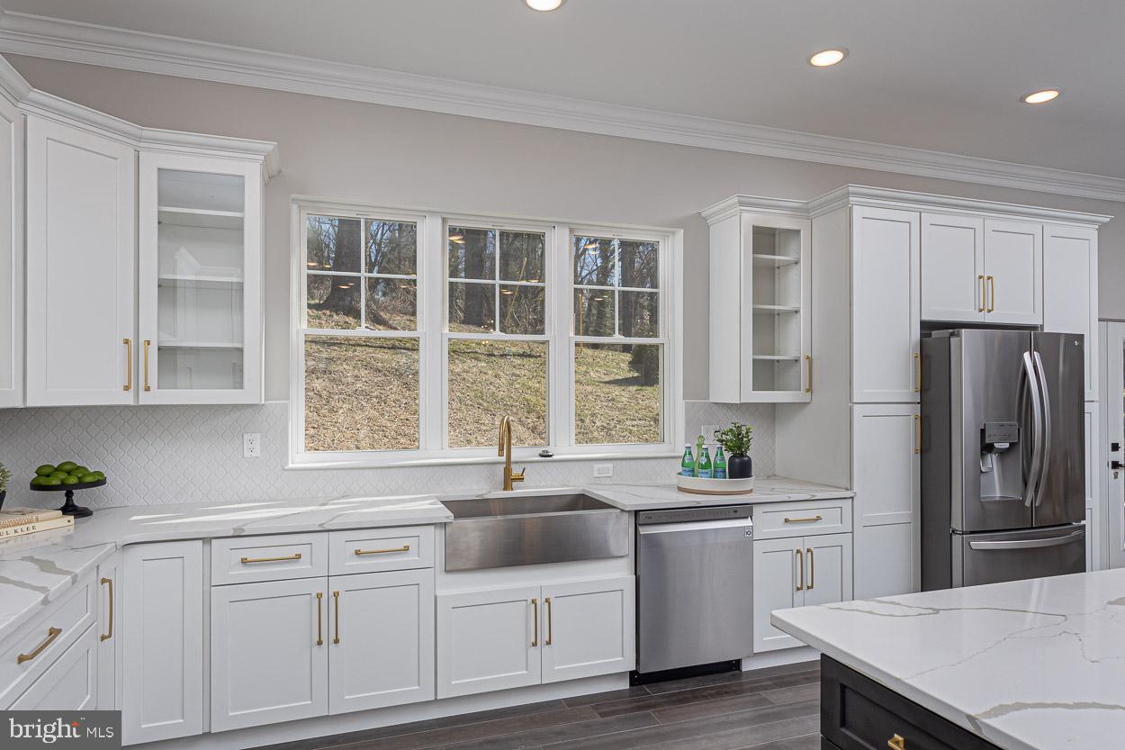 1032 Terrace Gln